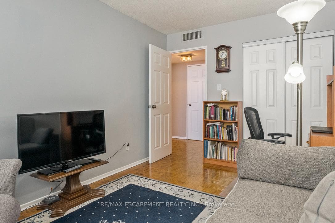1333 BLOOR Street Unit 1905 photo 20