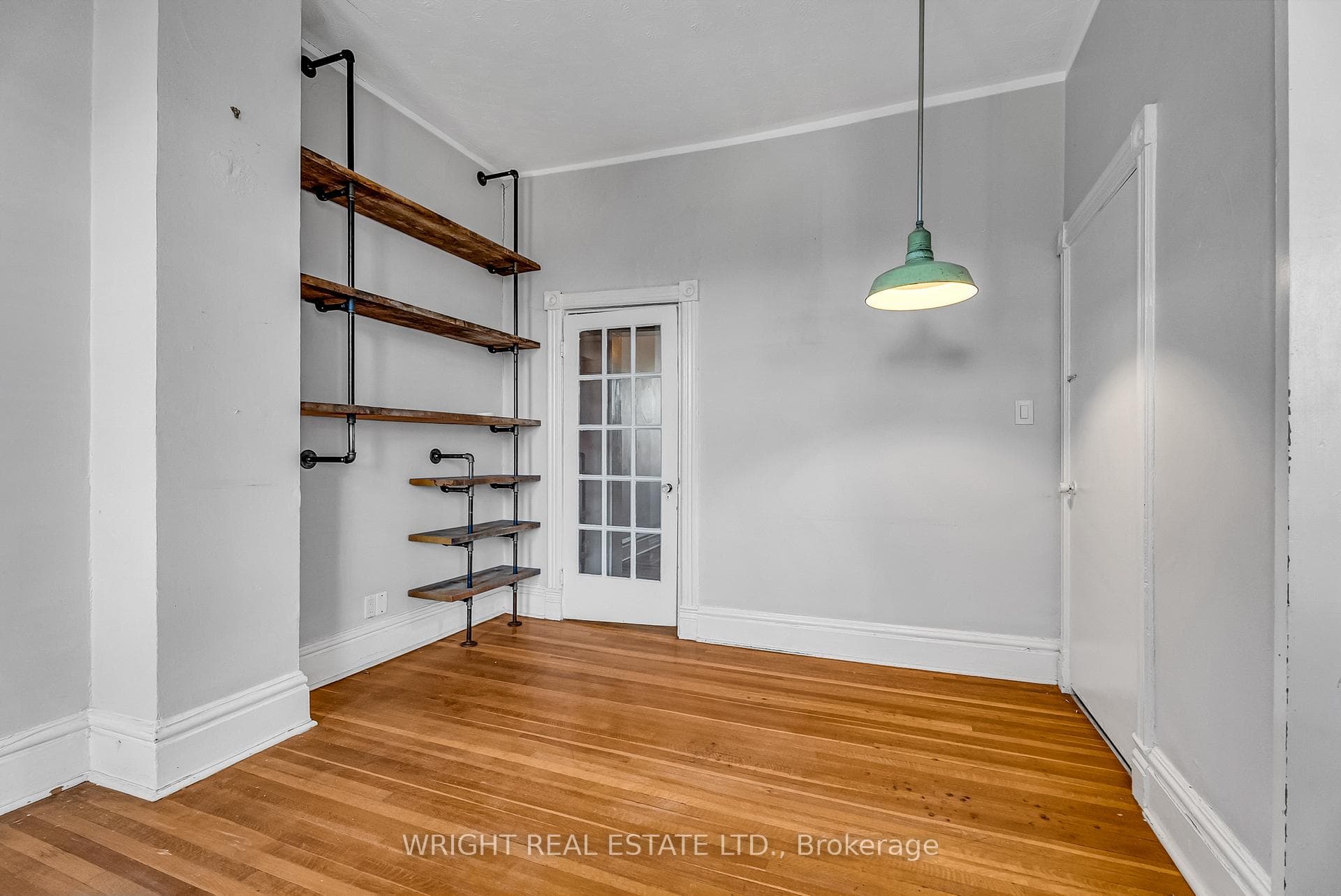 248 Lippincott Street photo 15
