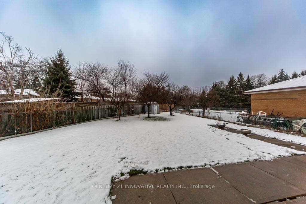 4 Albacore Crescent photo 36