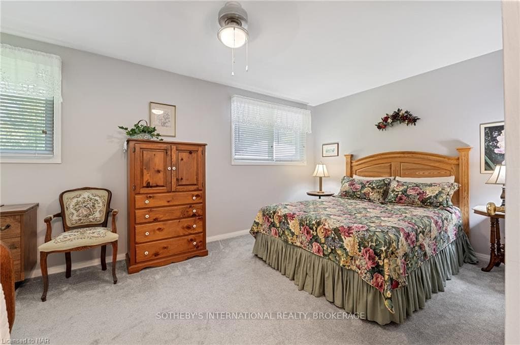 4 UPPER CANADA Drive photo 20