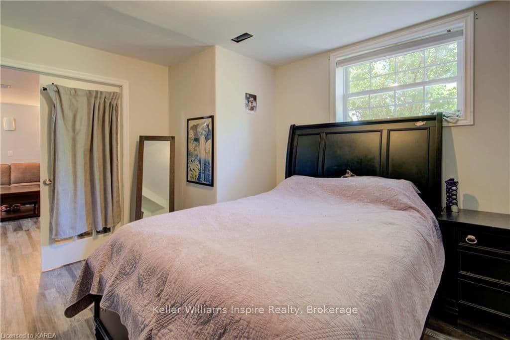25 SPRINGBROOK Drive photo 37