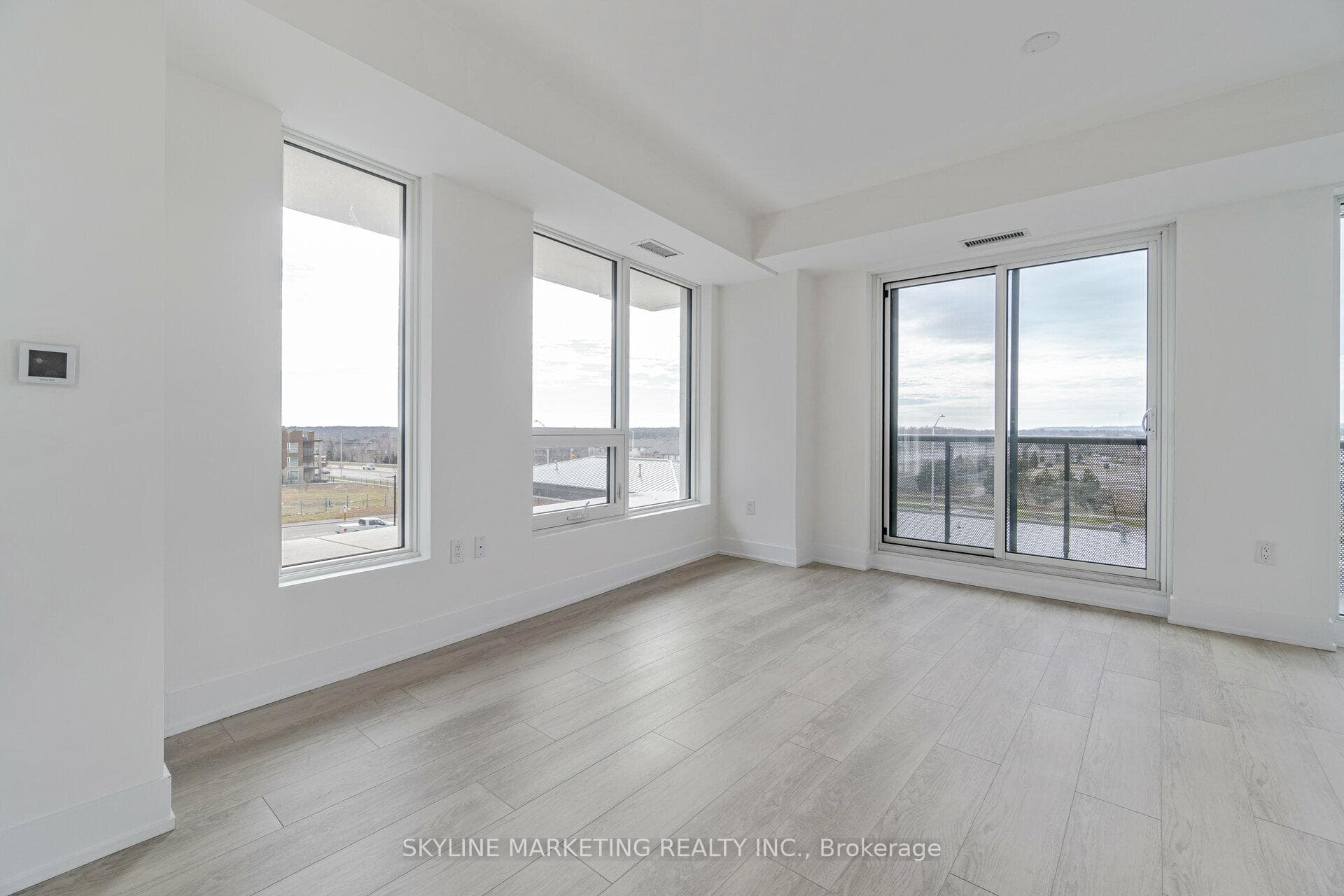 2450 Old Bronte Road Unit 232 photo 16