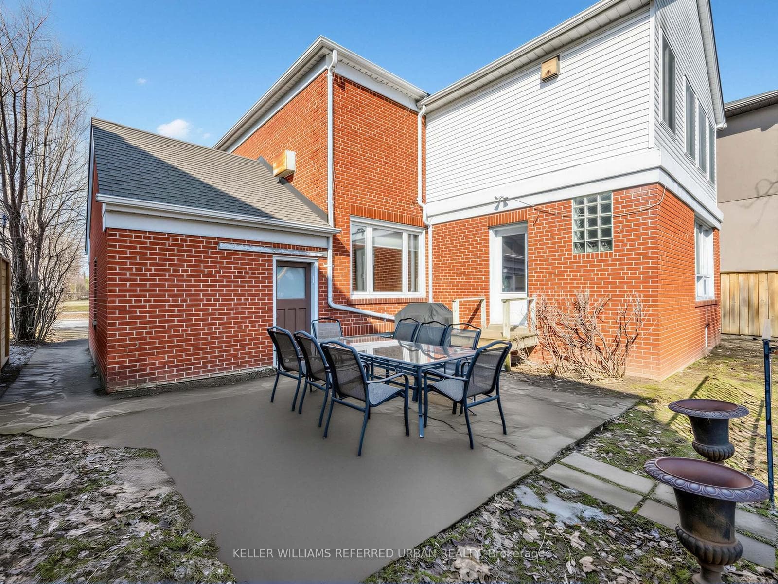 31 Prince Charles Drive photo 29