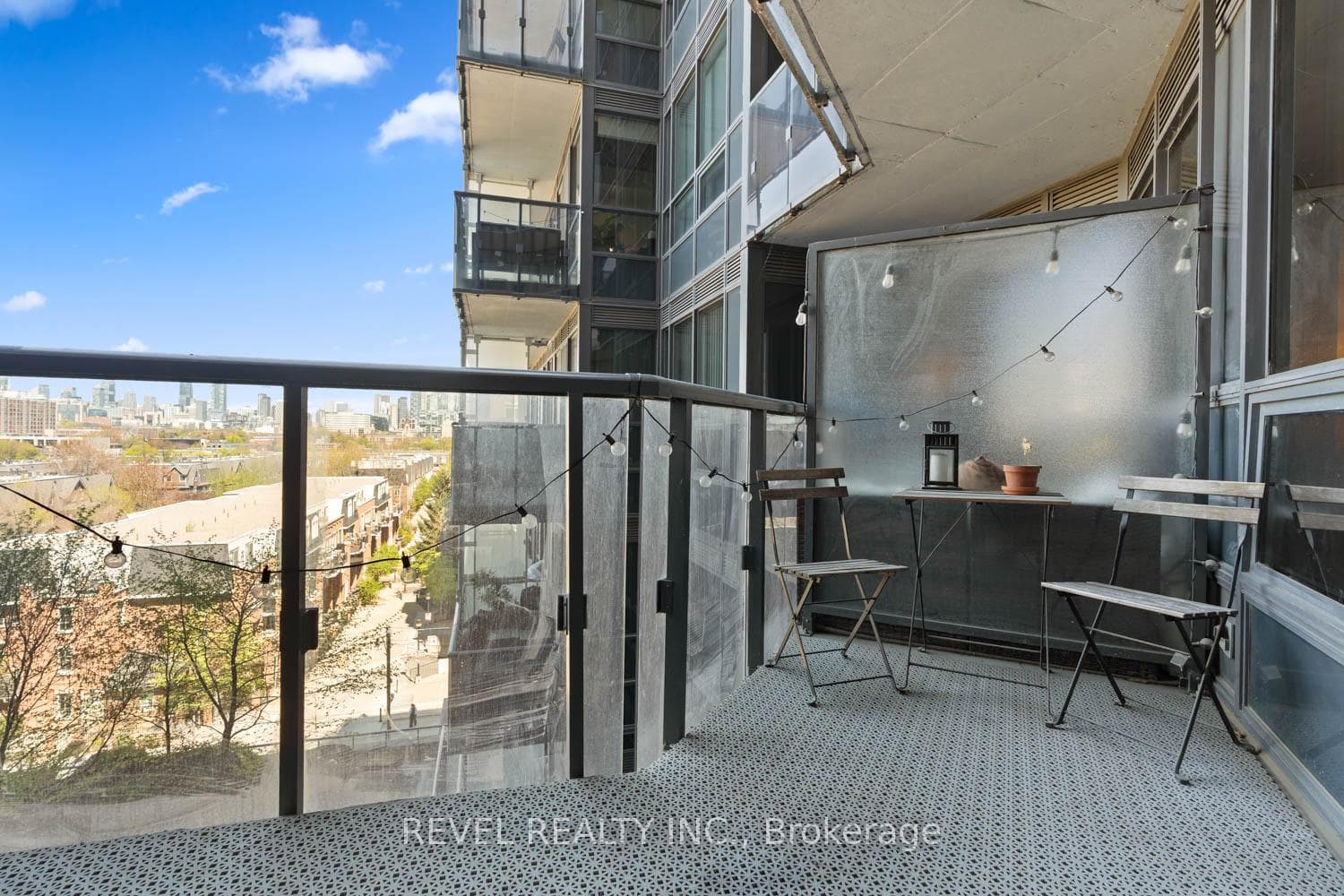 1030 King Street Unit 609 photo 18