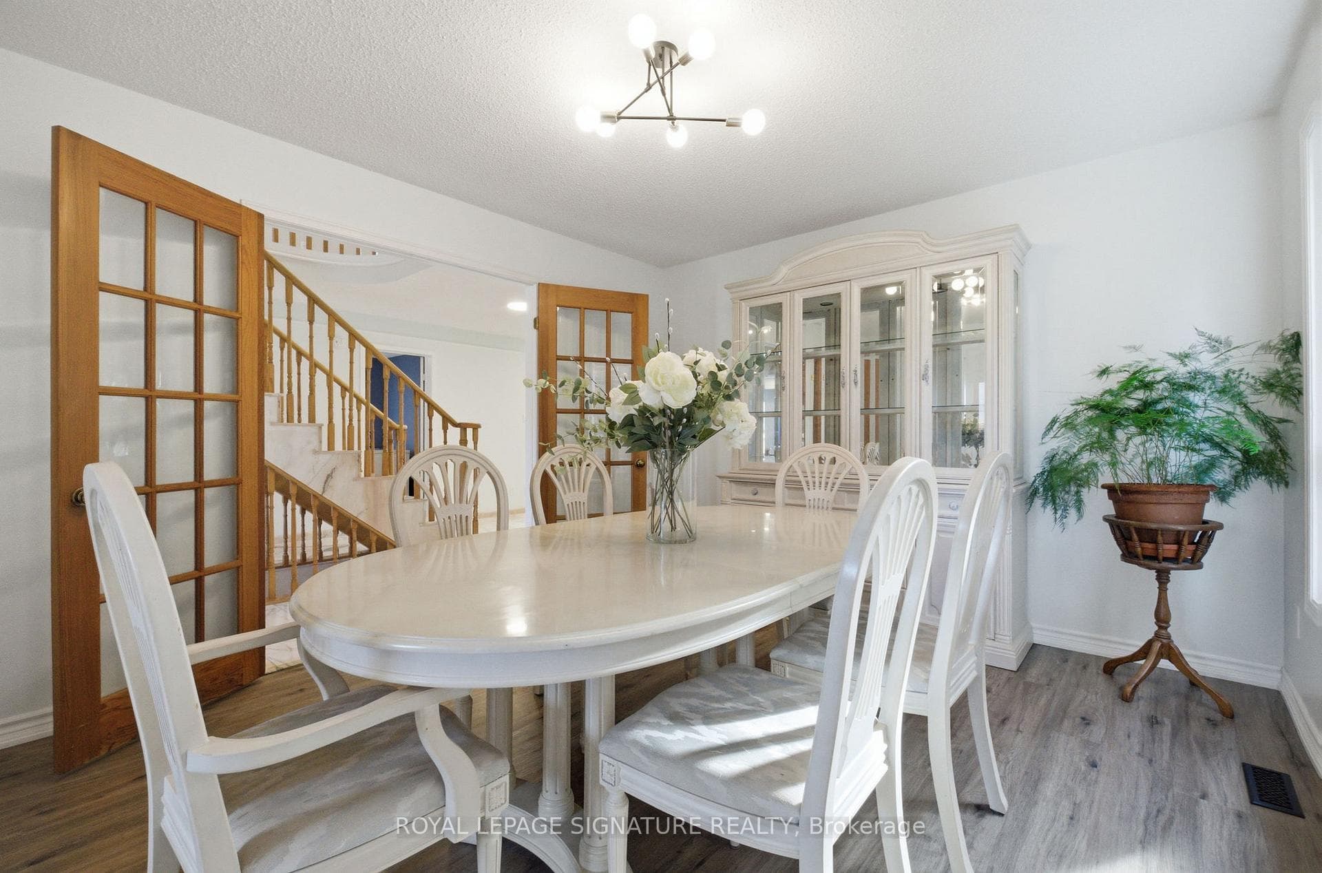 Formal dining room