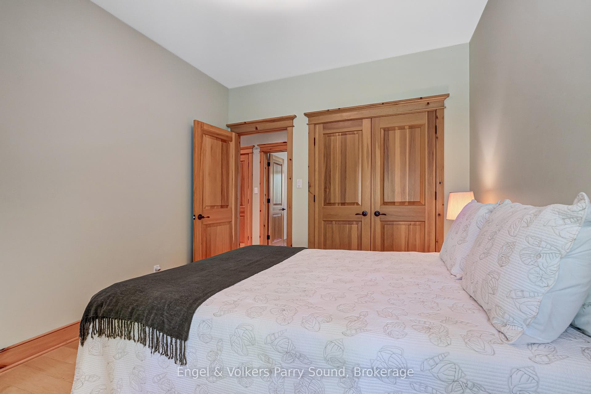 35 SHAKELL Road photo 16