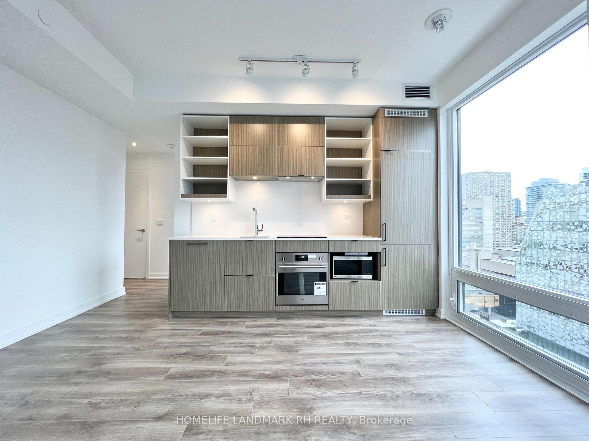 20 Edward Street Unit 1102 photo 4