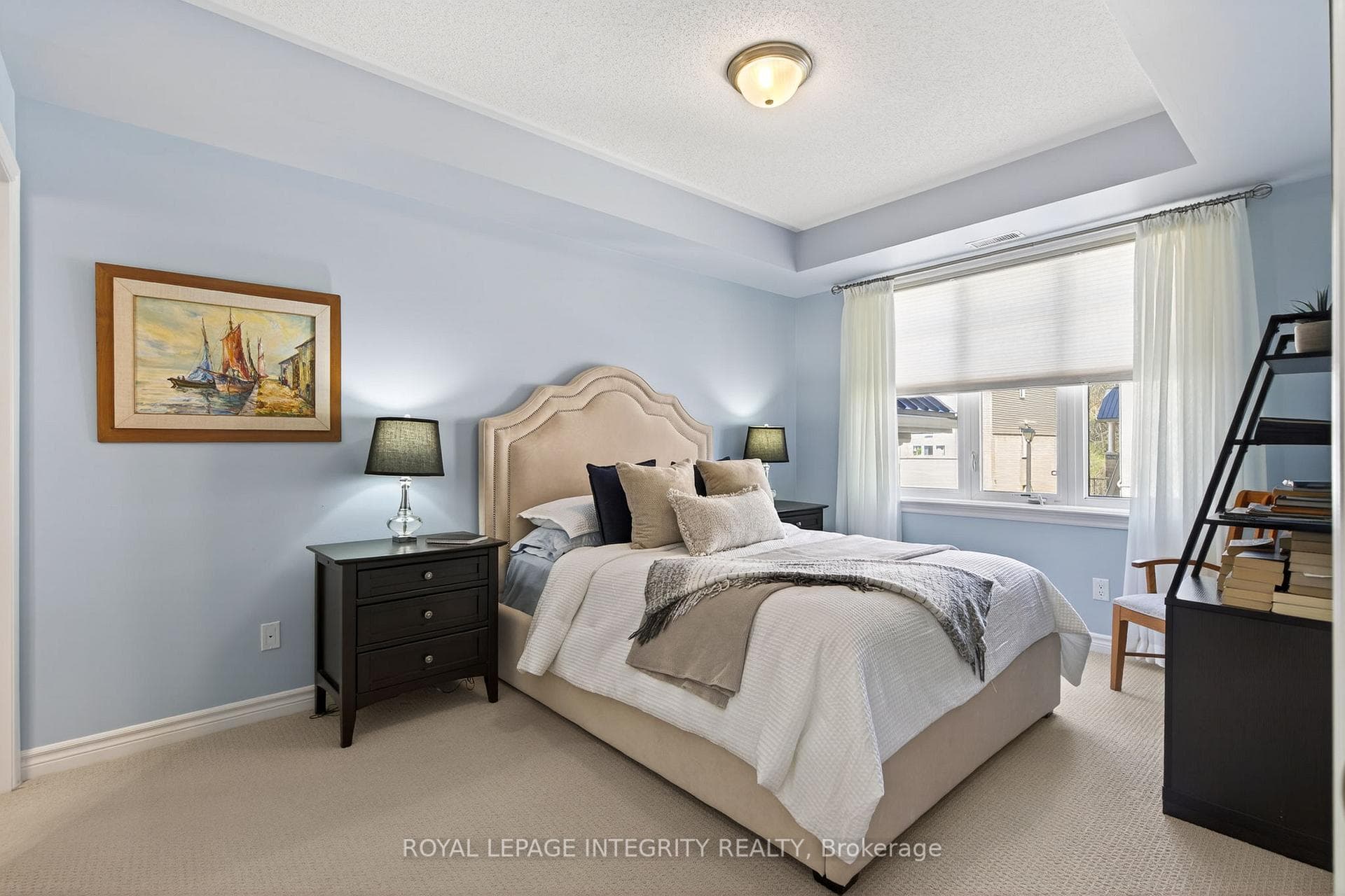 Well appointed primary with walk in closet & bath