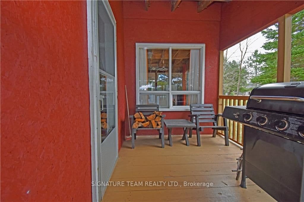 54 LAFLEURS Lane photo 6