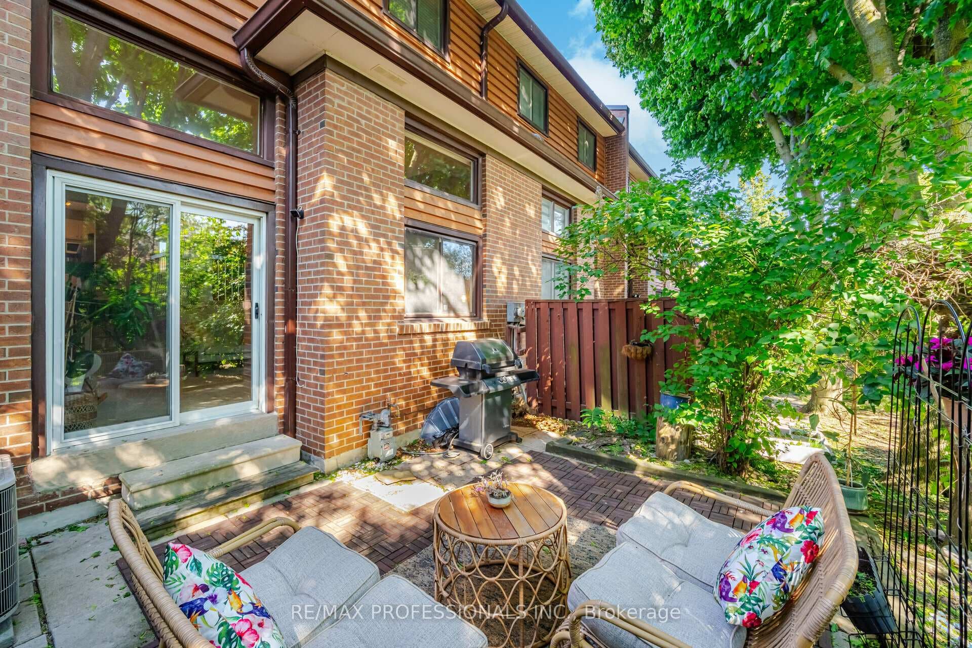 4230 Fieldgate Drive Unit 40 photo 38