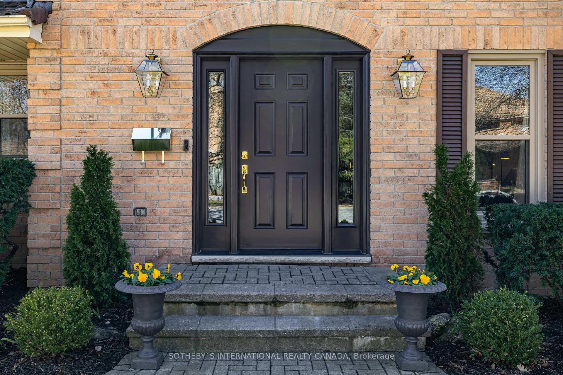 37 Cranberry Lane photo 2