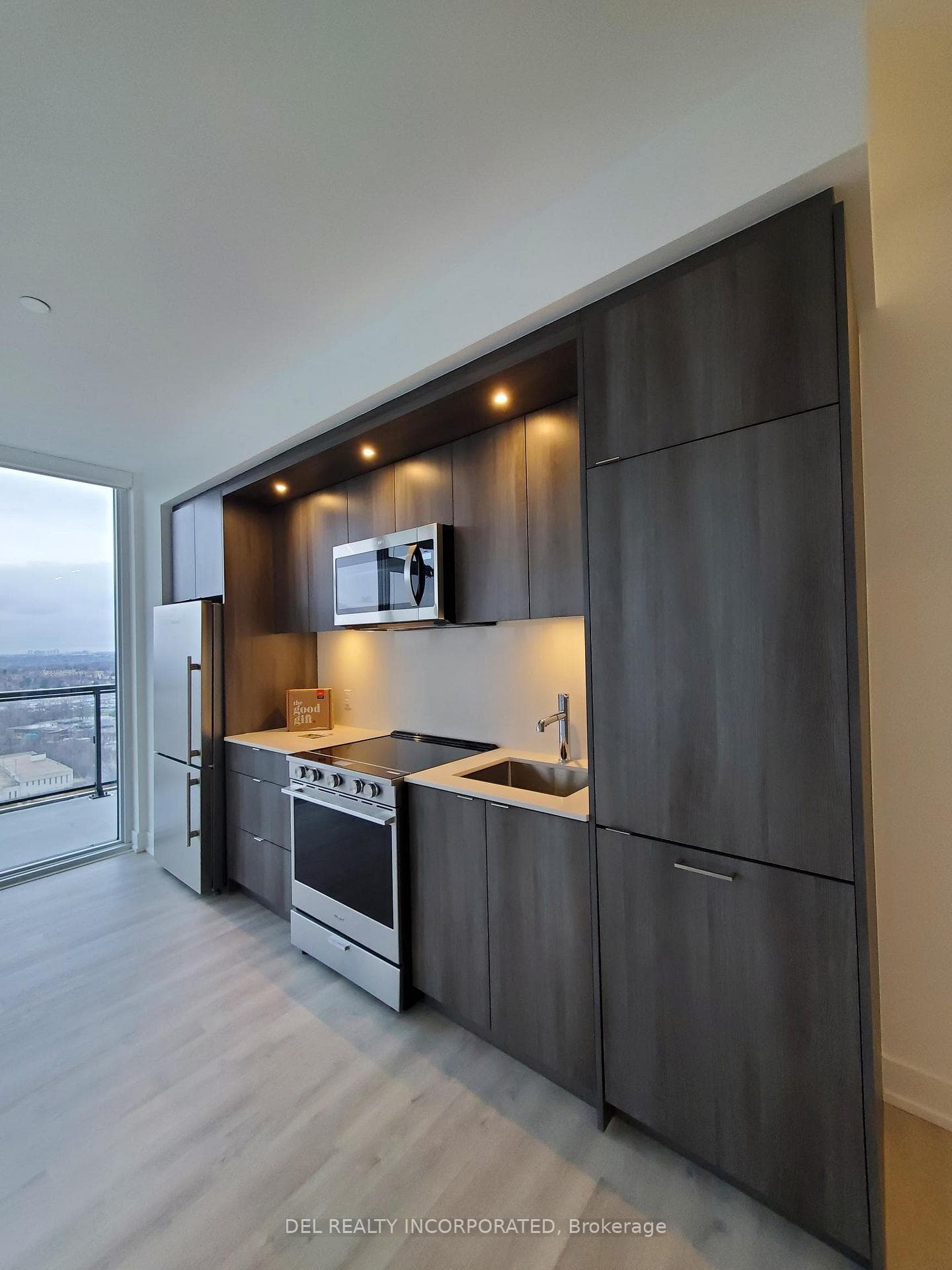 30 Inn On The Park Drive Unit 2203 photo 3