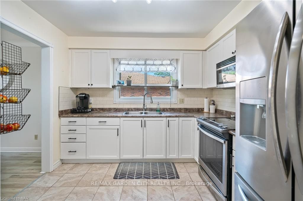 670 Vine Street photo 19