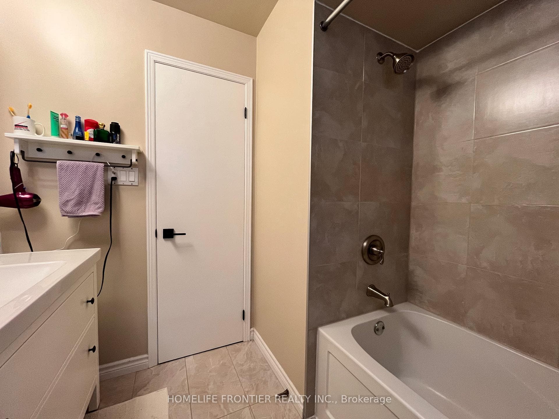 36 Tamara Drive photo 34