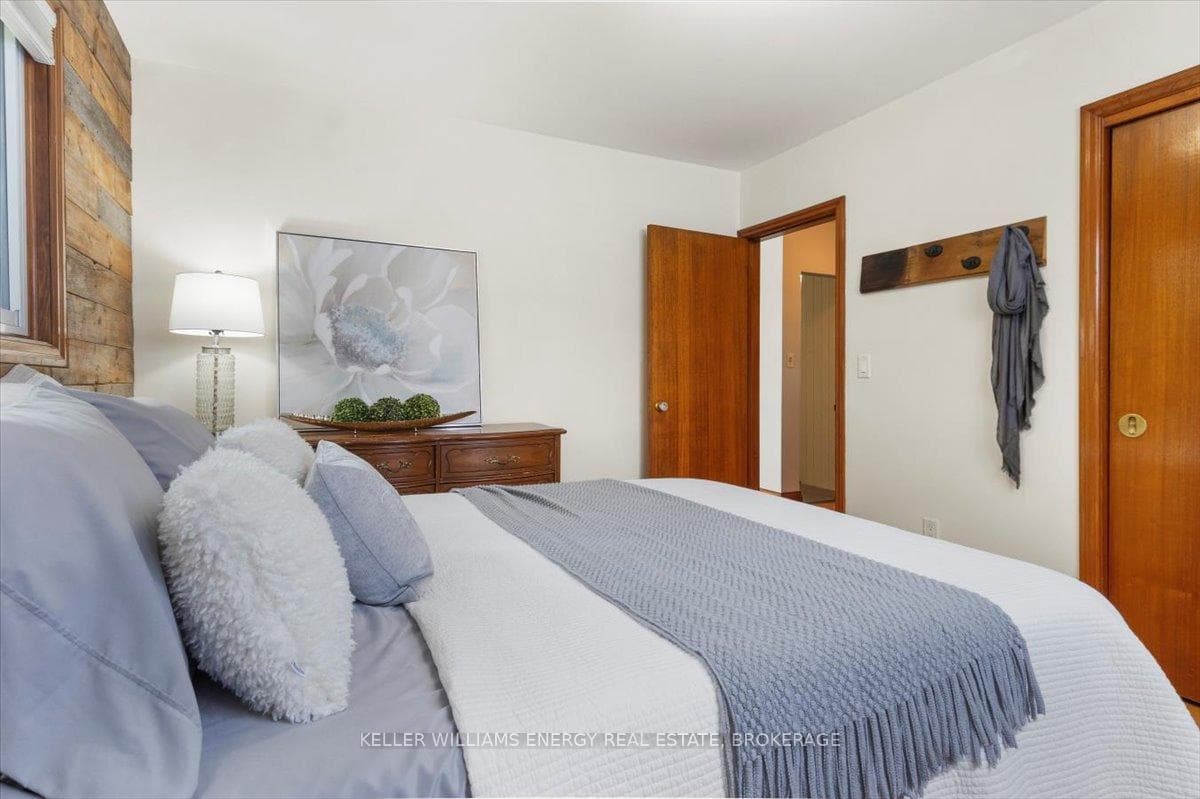 242 Elgin Street photo 23