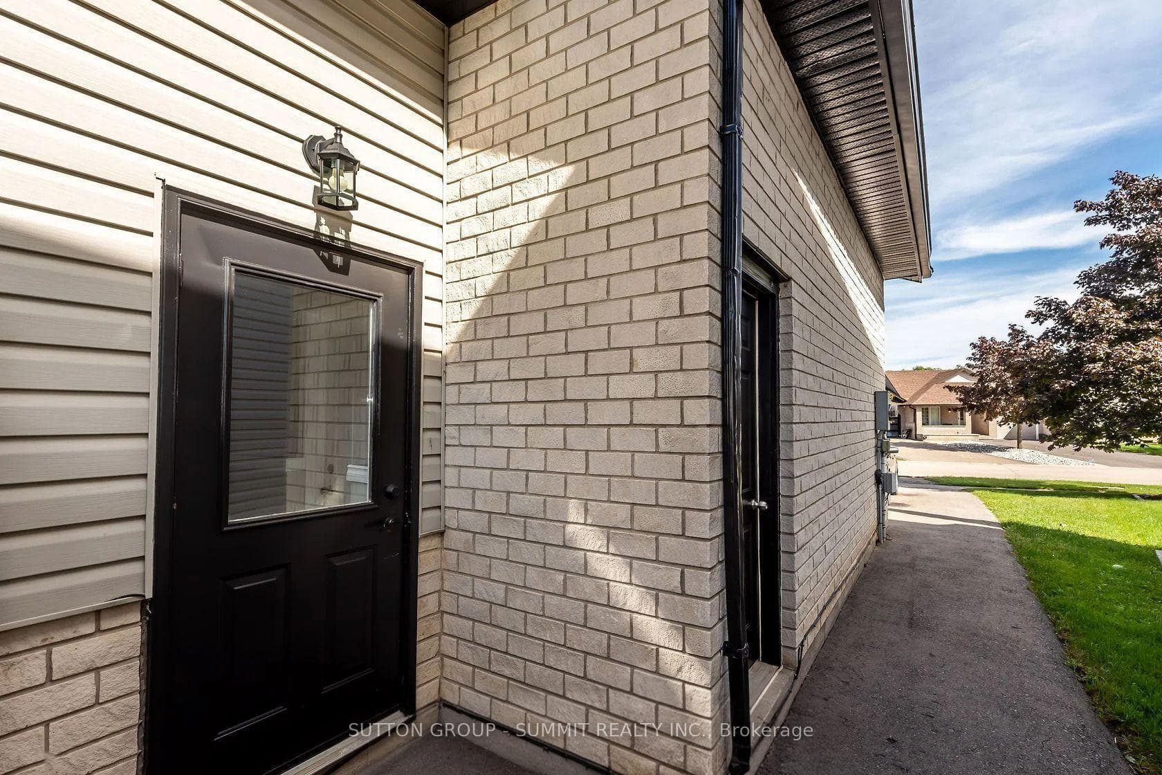 52 Marion Street photo 2