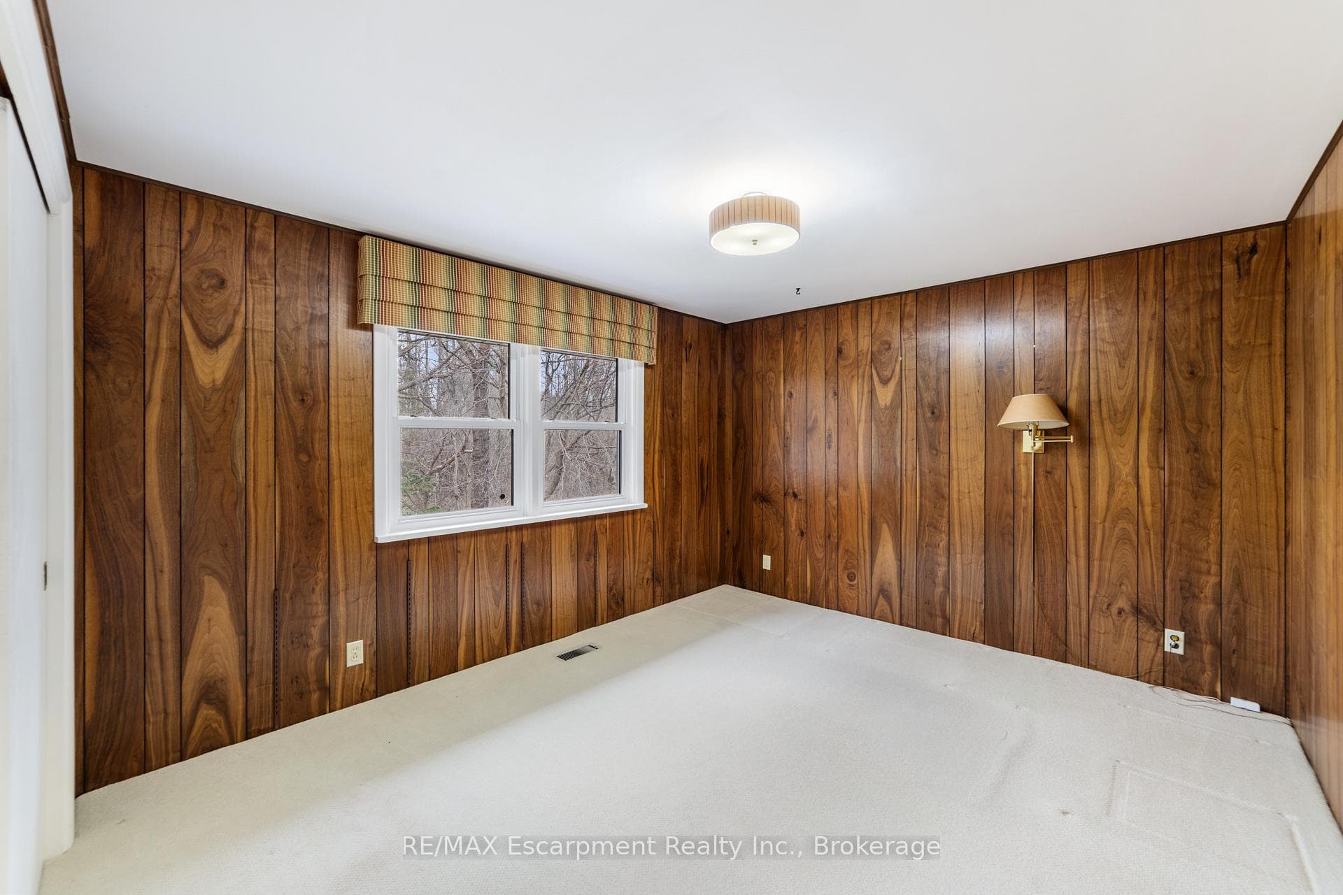 305 Woodworth Drive photo 17