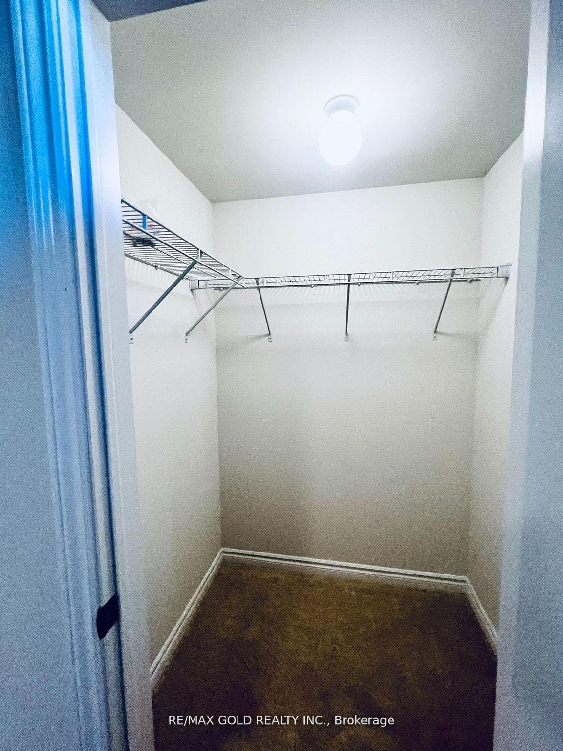 24 Hylton Drive Unit Bsmt photo 8
