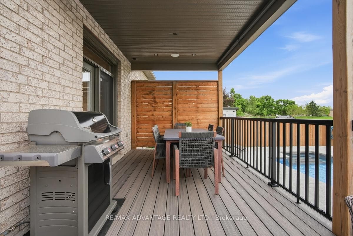 177 Martin Road photo 35