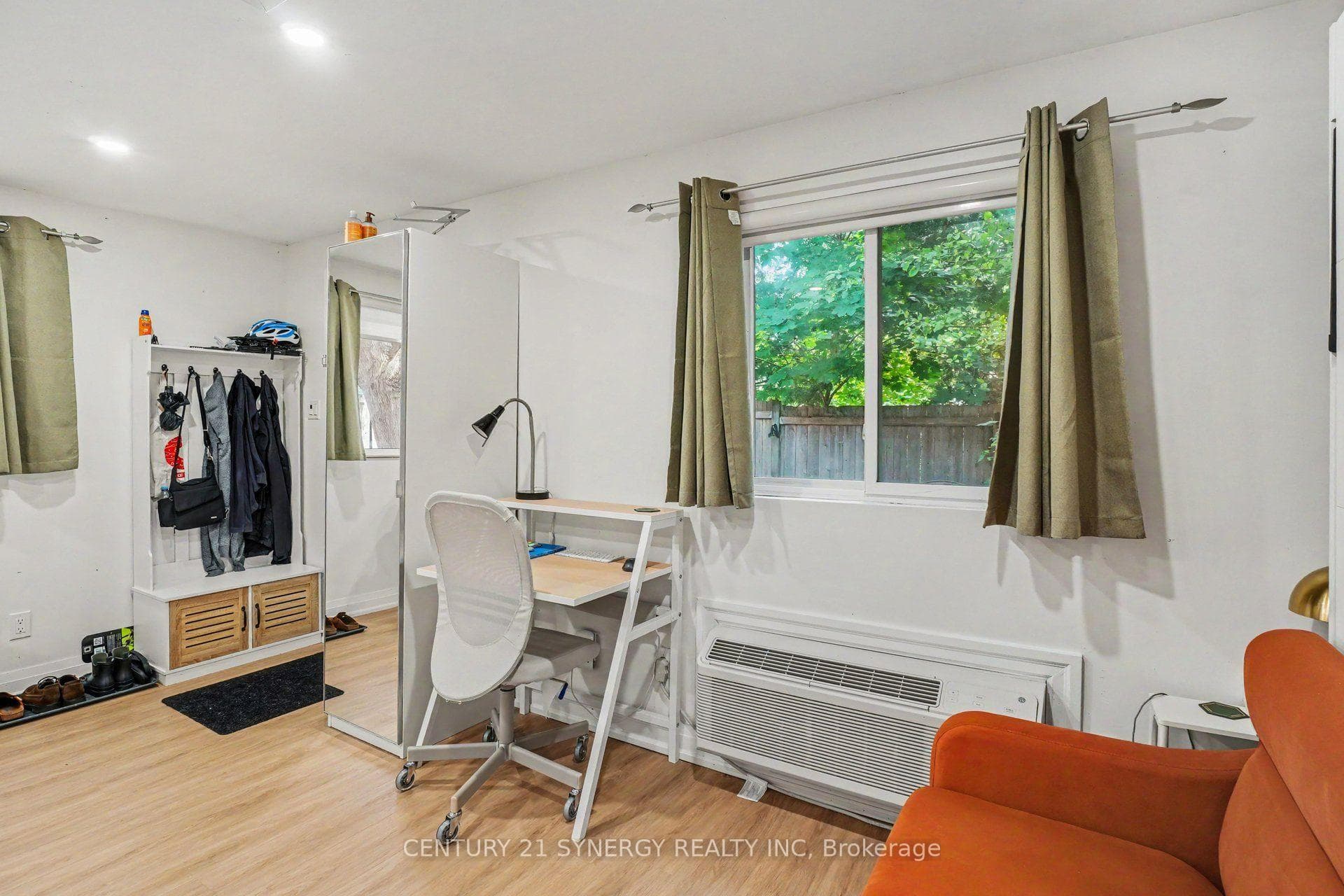 95 Templeton Street photo 4