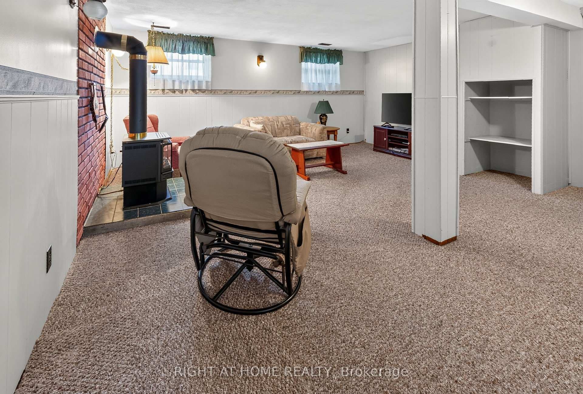 49 Locke Avenue photo 23