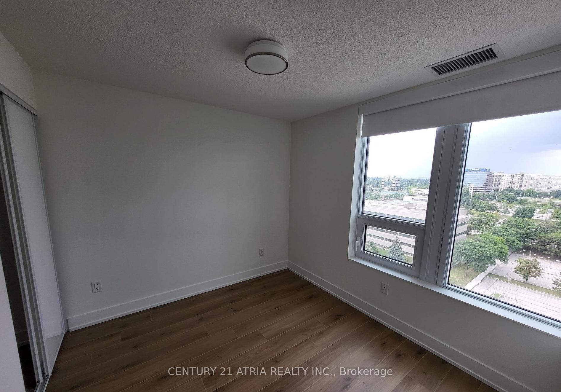 10 Eva Road Unit 1005 photo 6