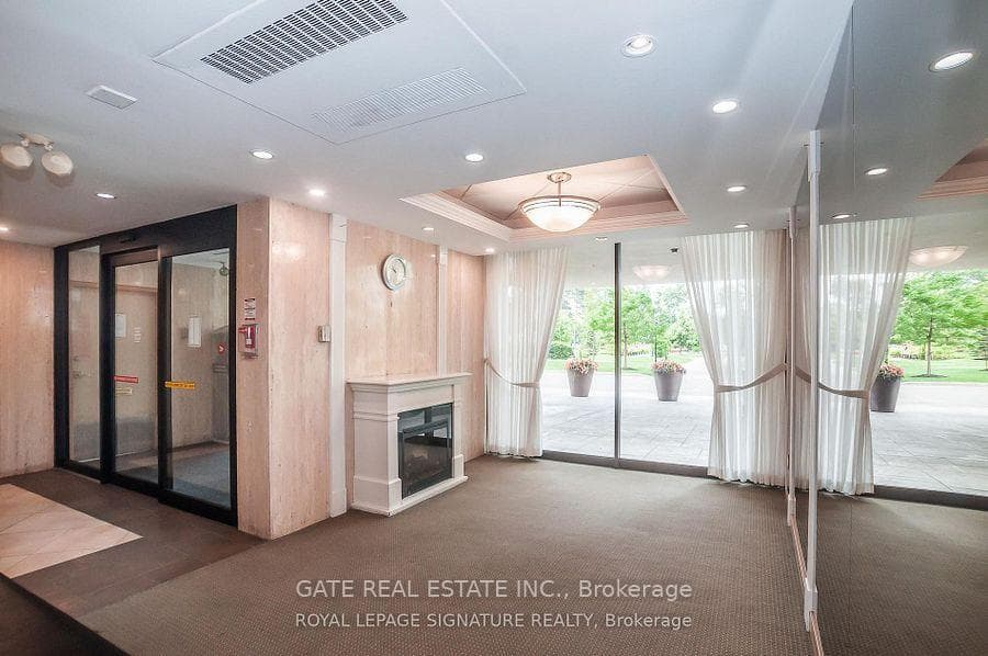 725 Don Mills Road Unit 1601 photo 3