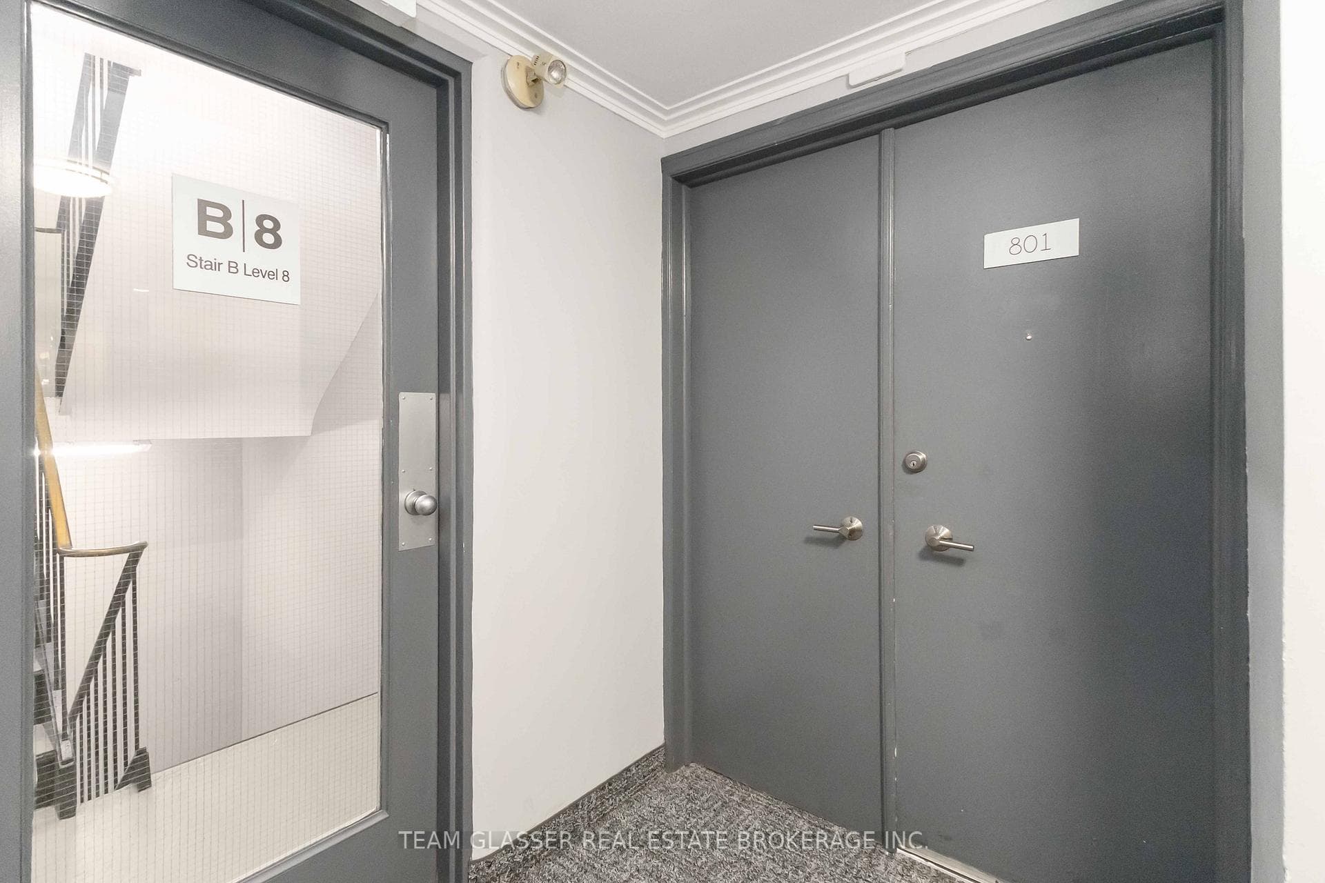 396 Queens Avenue Unit 801 photo 4