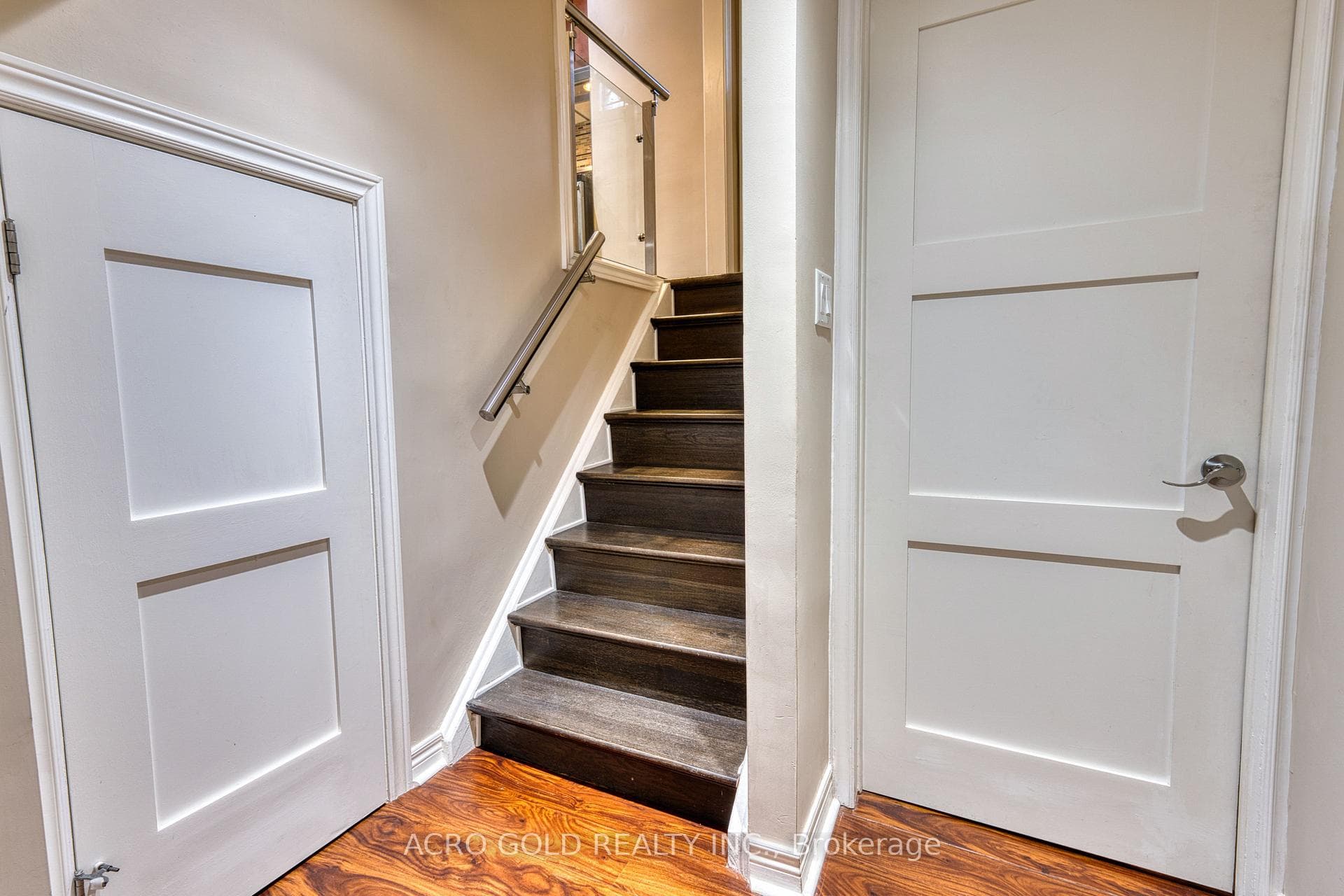 10 Kennebec Crescent photo 35