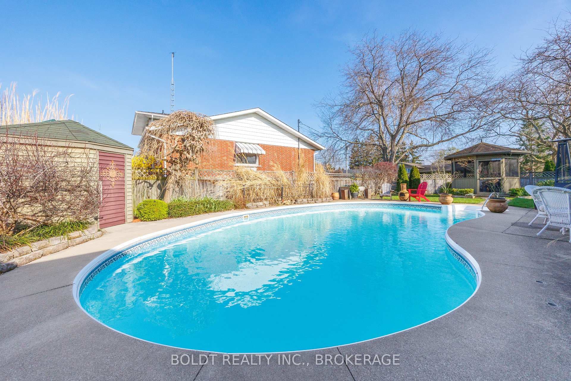 24 Mississauga Road photo 25