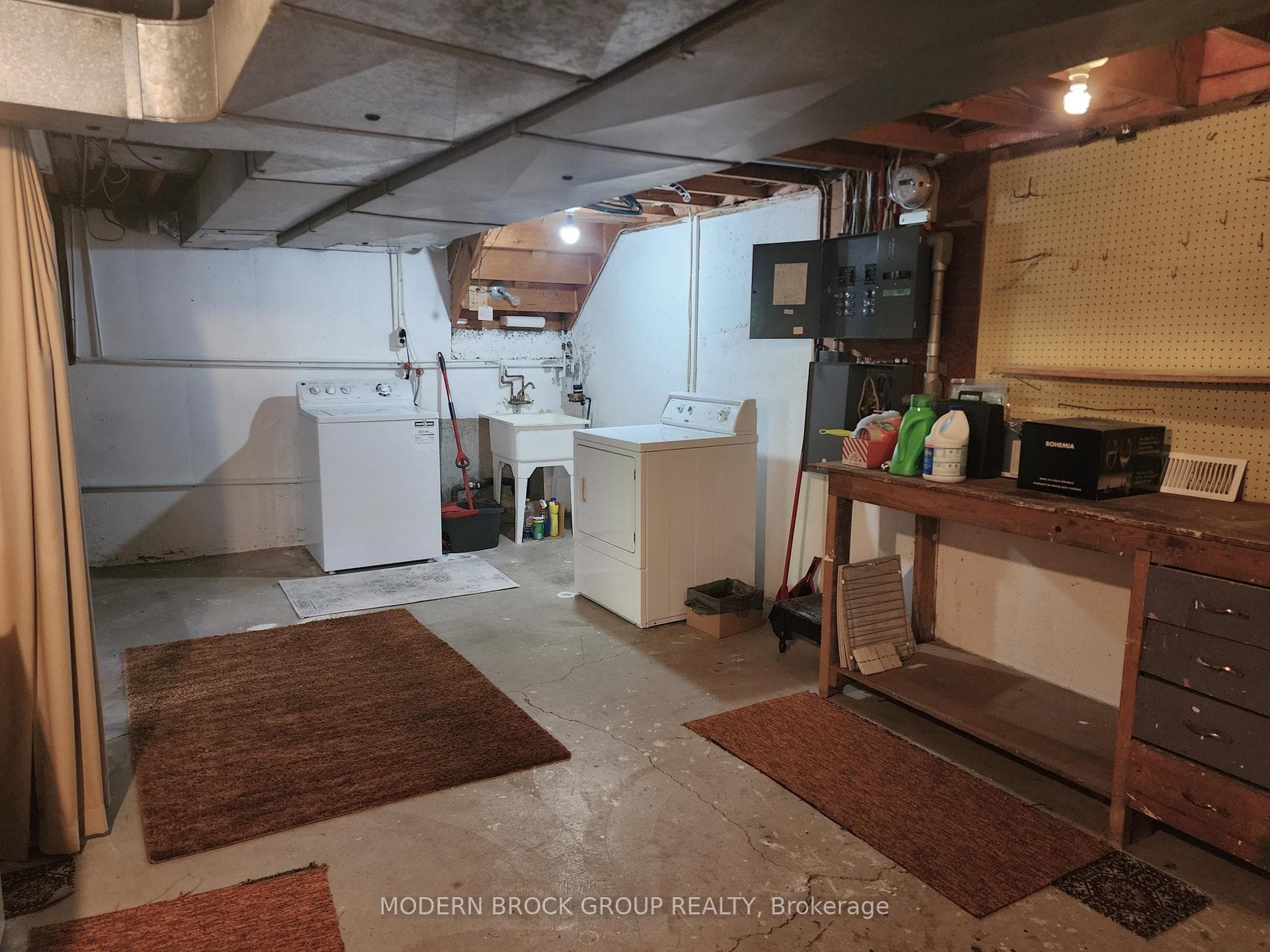 2 Woodlawn Place photo 46