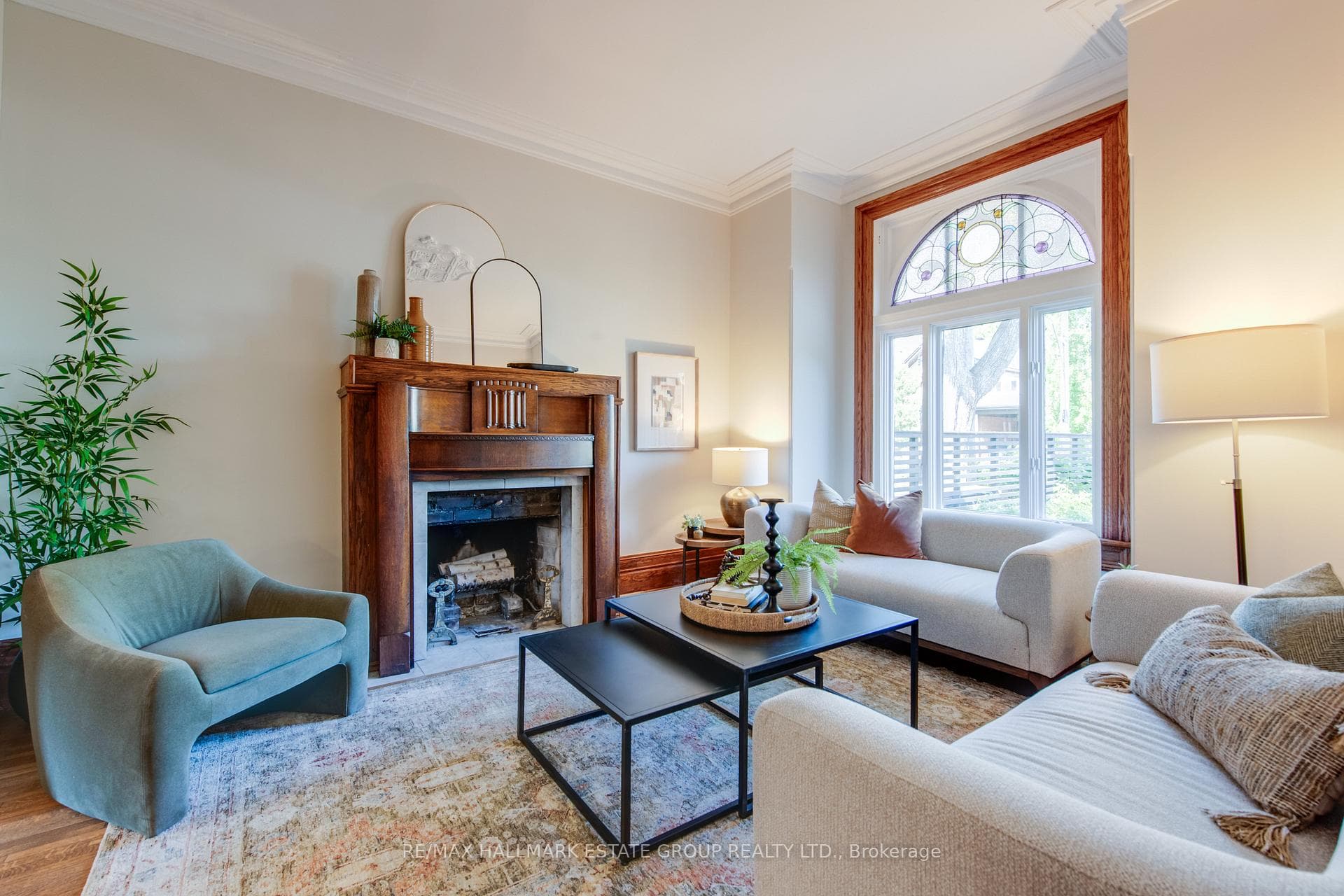 570 Indian Road photo 6