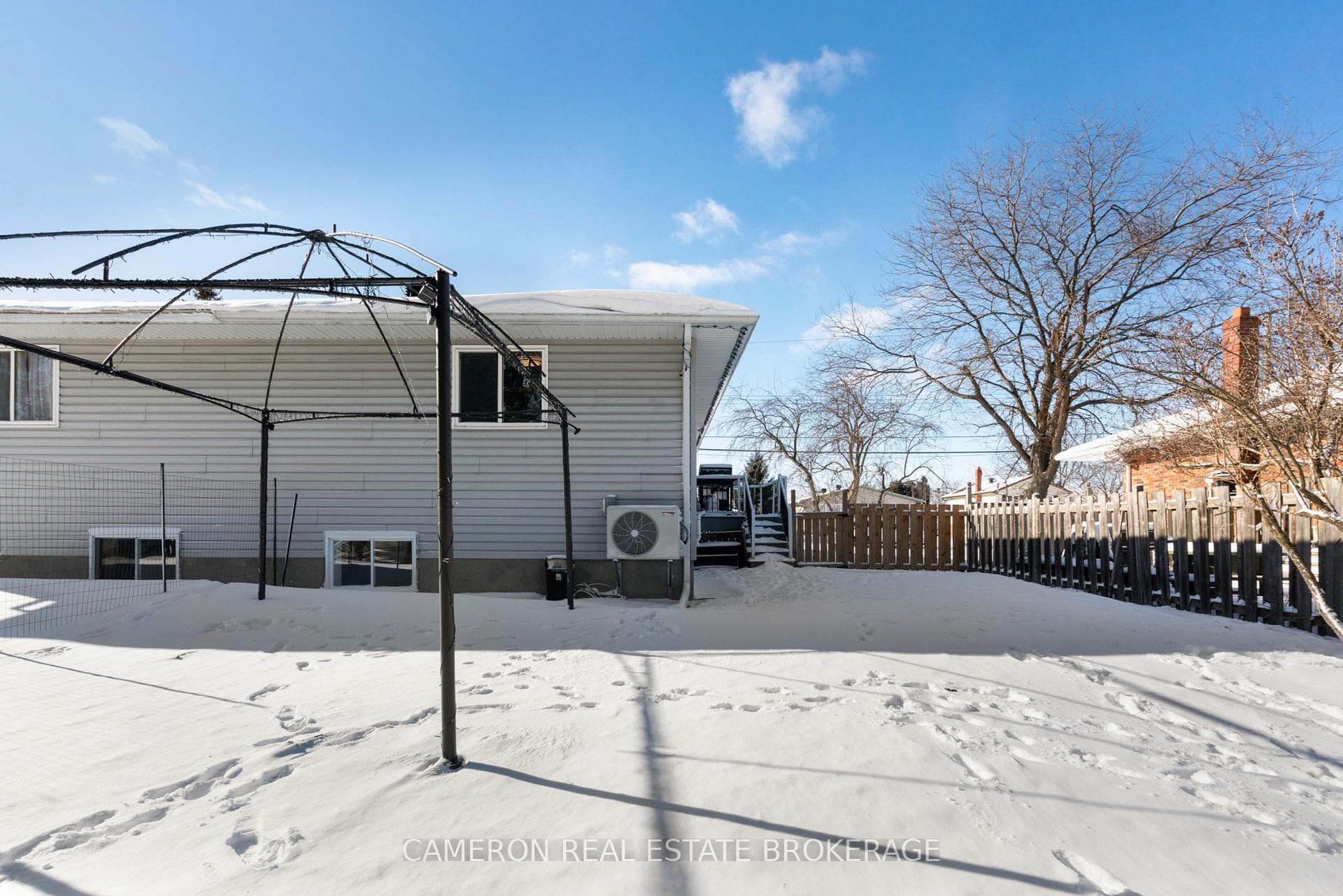 3215 Johnston Avenue photo 26