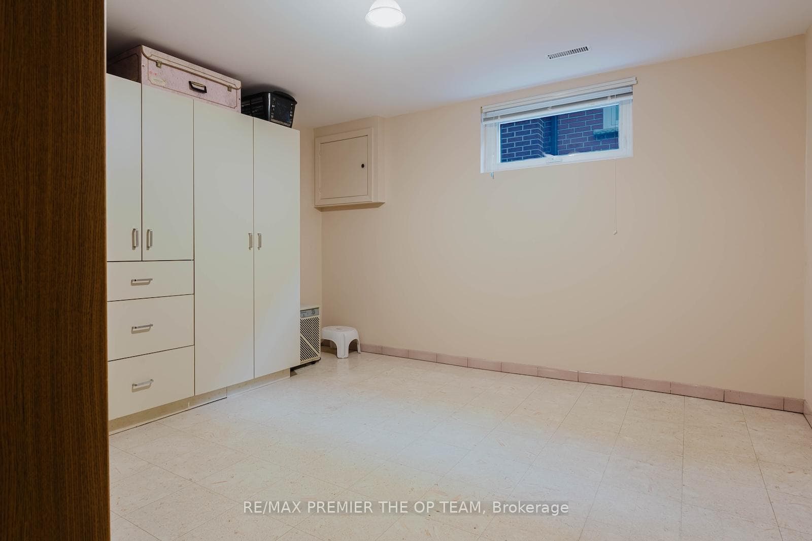 142 Gracefield Avenue photo 34