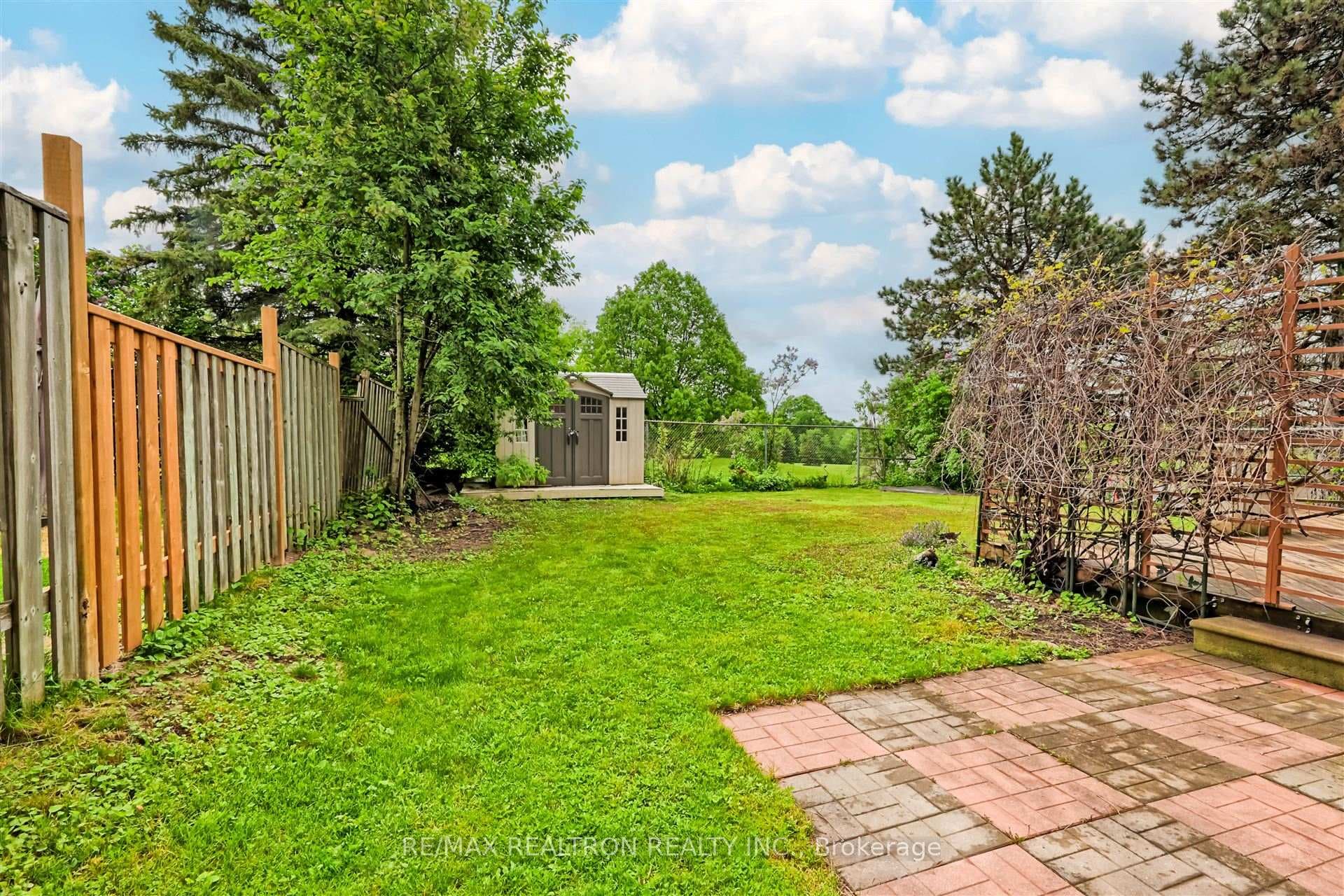 263 Orchard Heights Boulevard photo 38