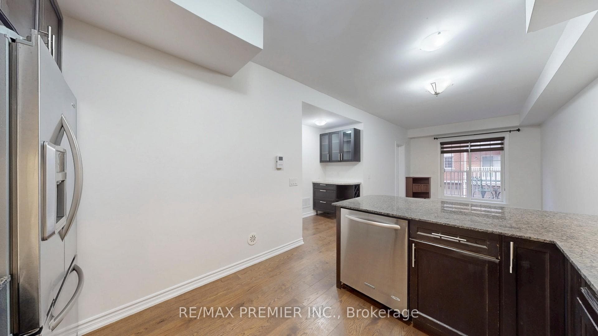 127 Silverwood Avenue Unit 1 photo 12