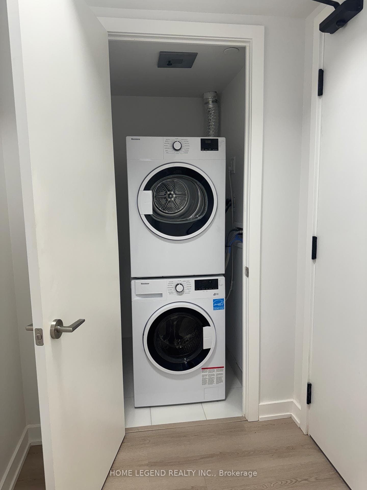 100 Queen Street Unit 705 photo 6