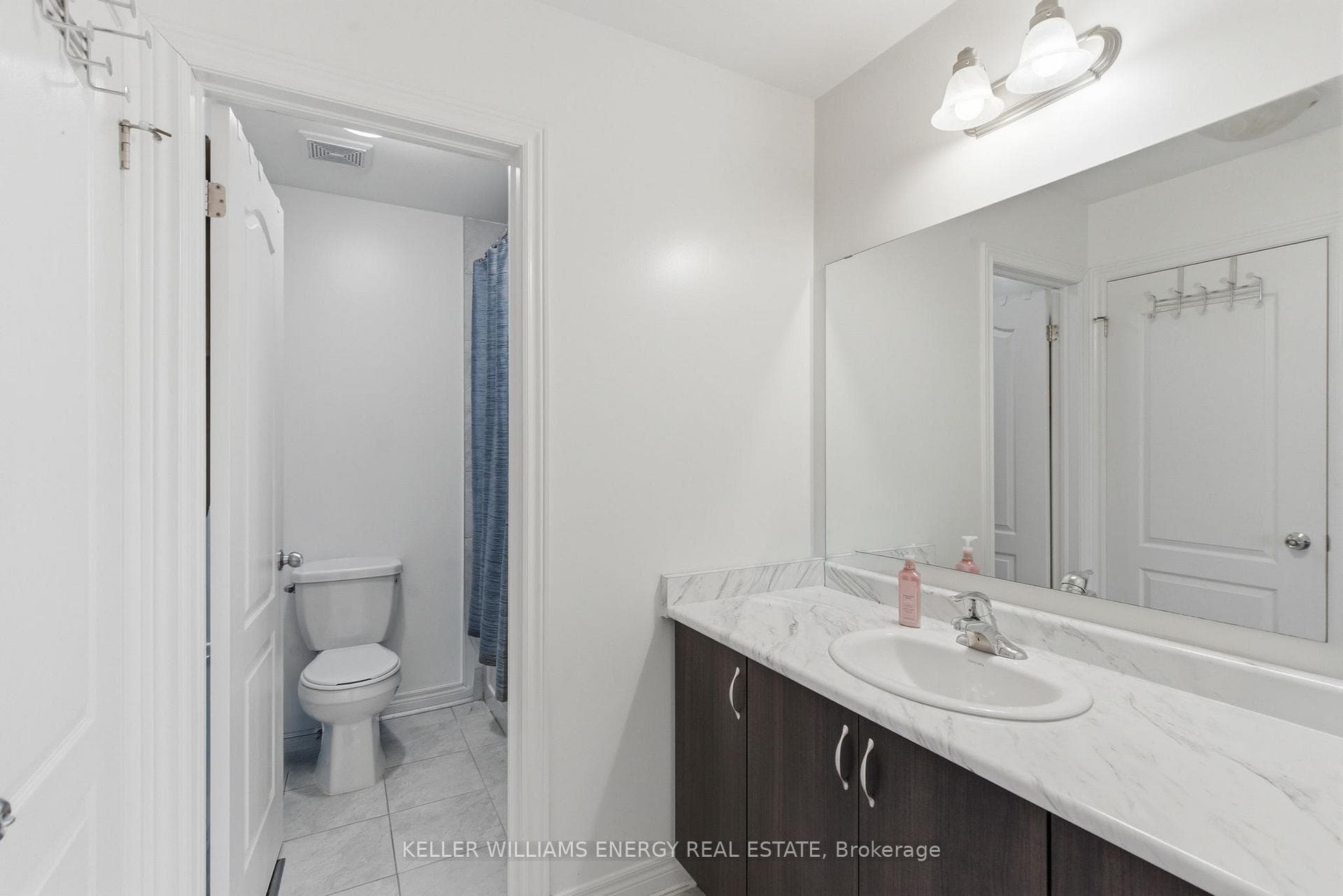 119 Stewart Crescent photo 24