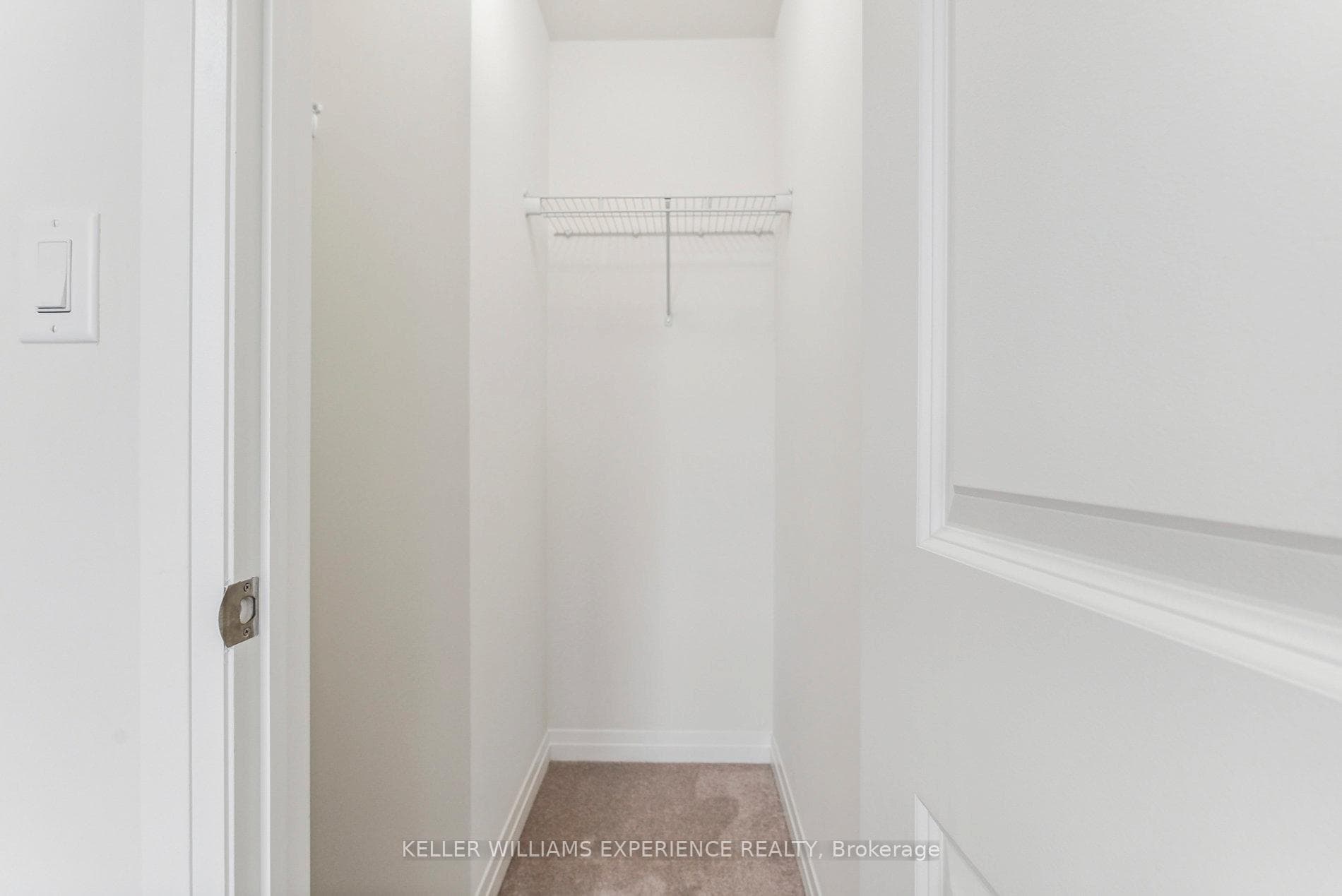 102 Turnberry Lane photo 22