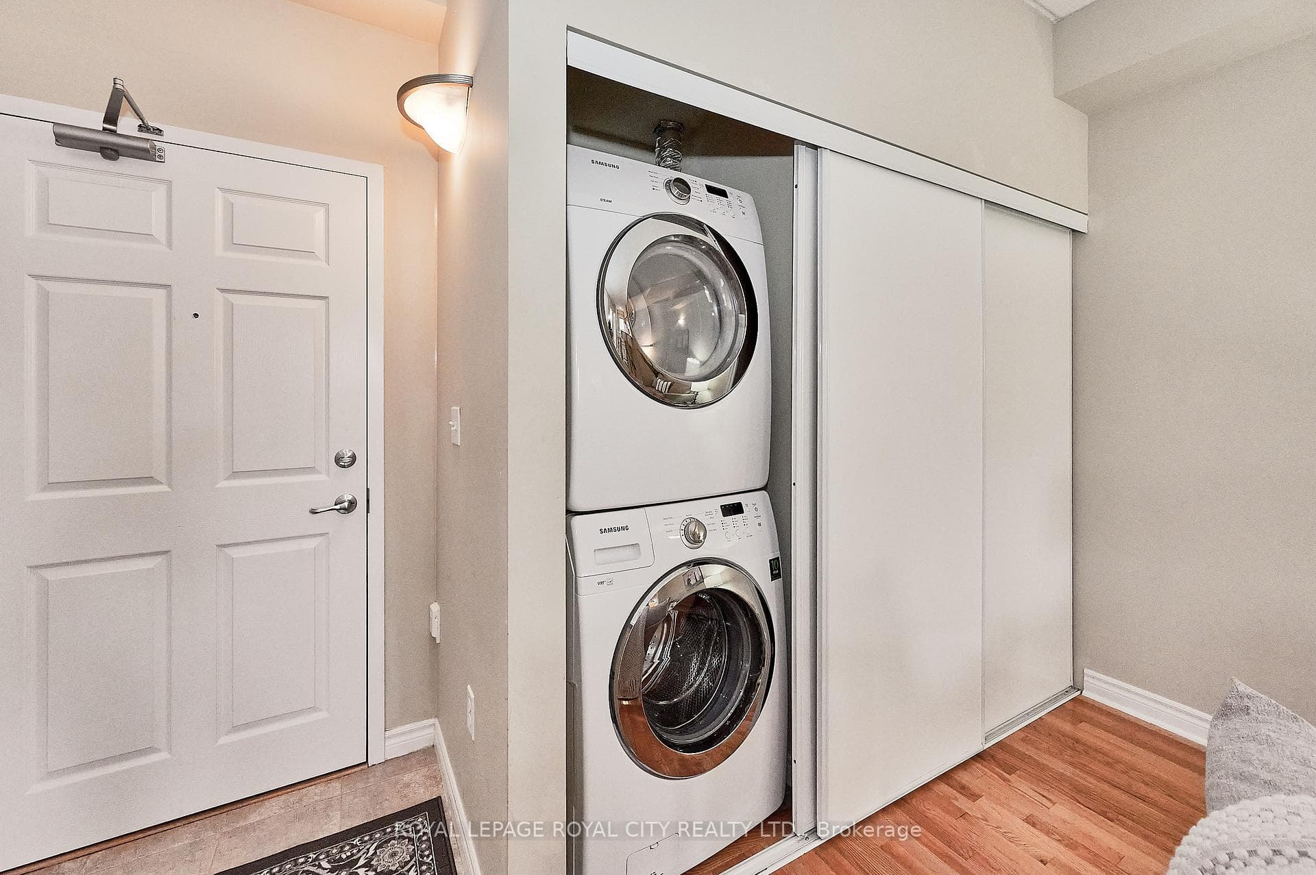 308 Watson Parkway Unit 105 photo 27
