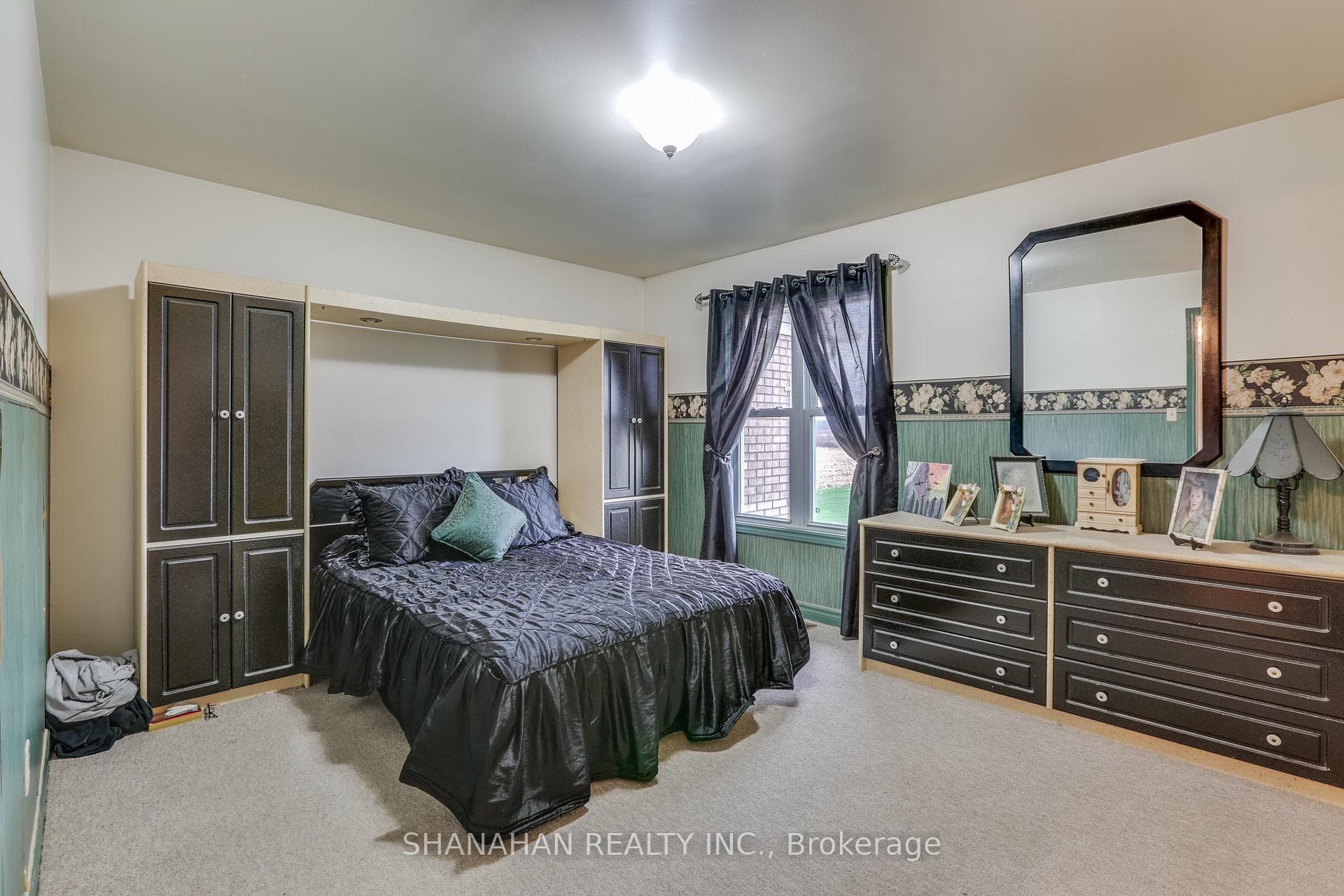 2404 Katesville Drive photo 16