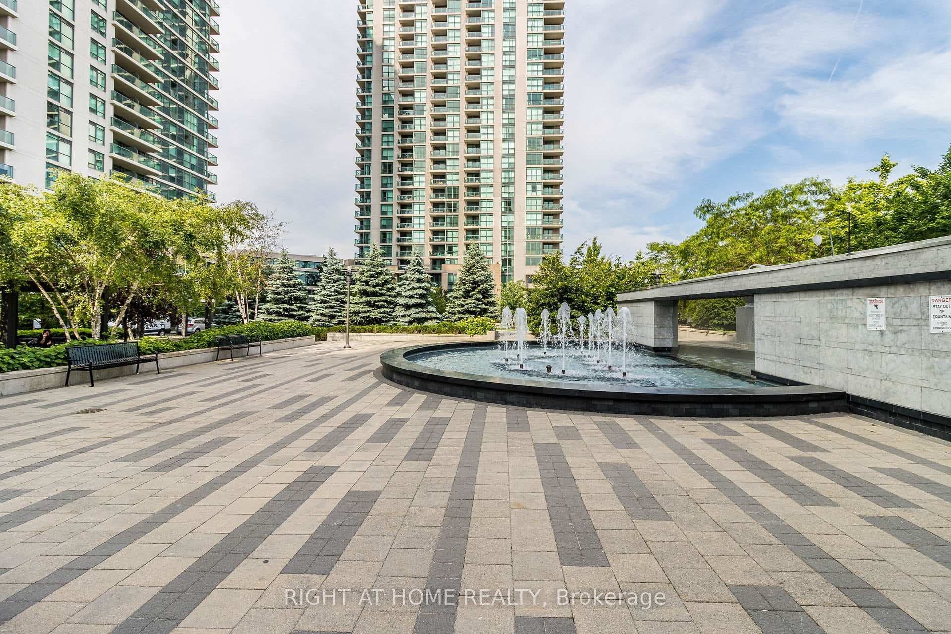 205 Sherway Gardens Road Unit 1609 photo 29