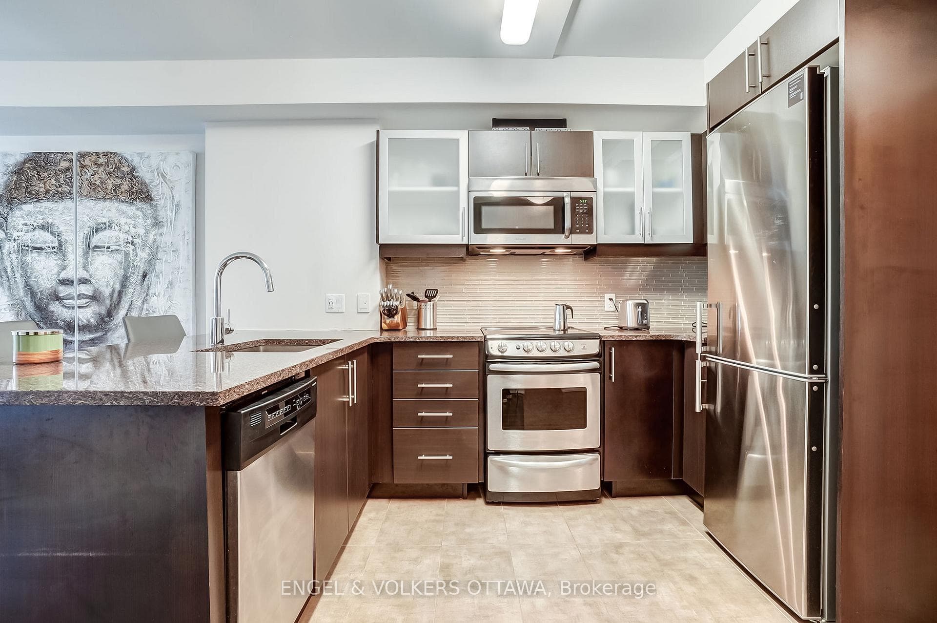 195 Besserer Street Unit 1307 photo 6