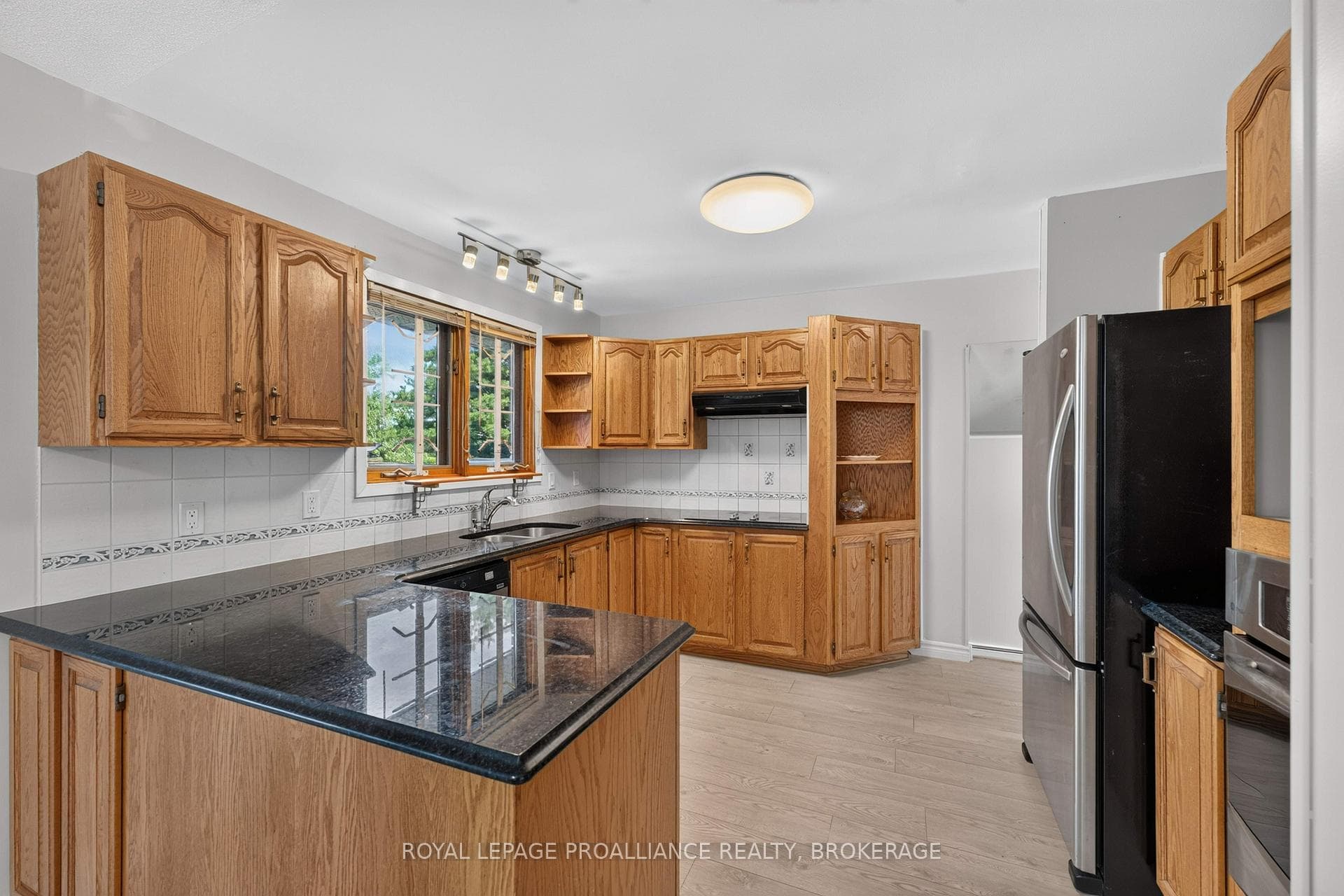 1445 Aley Street photo 15
