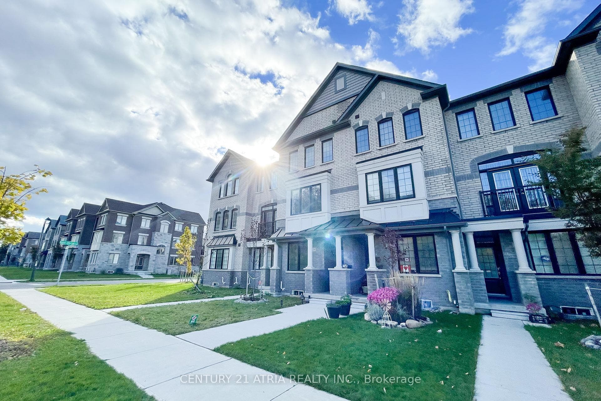 214 William Forster Road photo 30