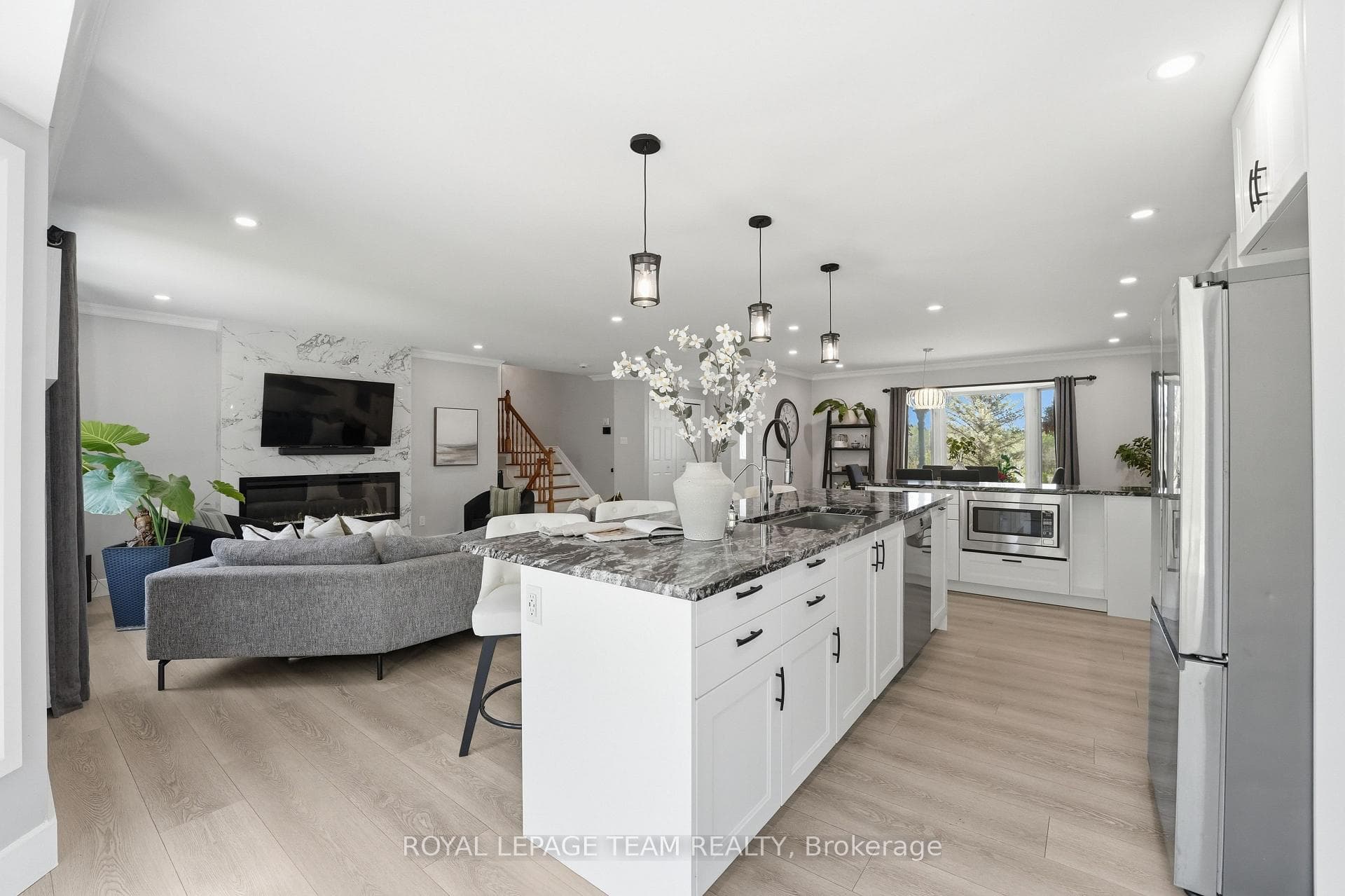 118 Rushing Brook Drive photo 18