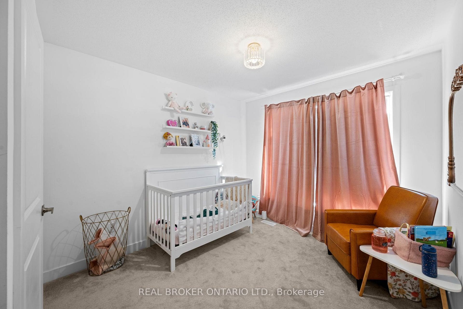 645 Rathburn Lane photo 16