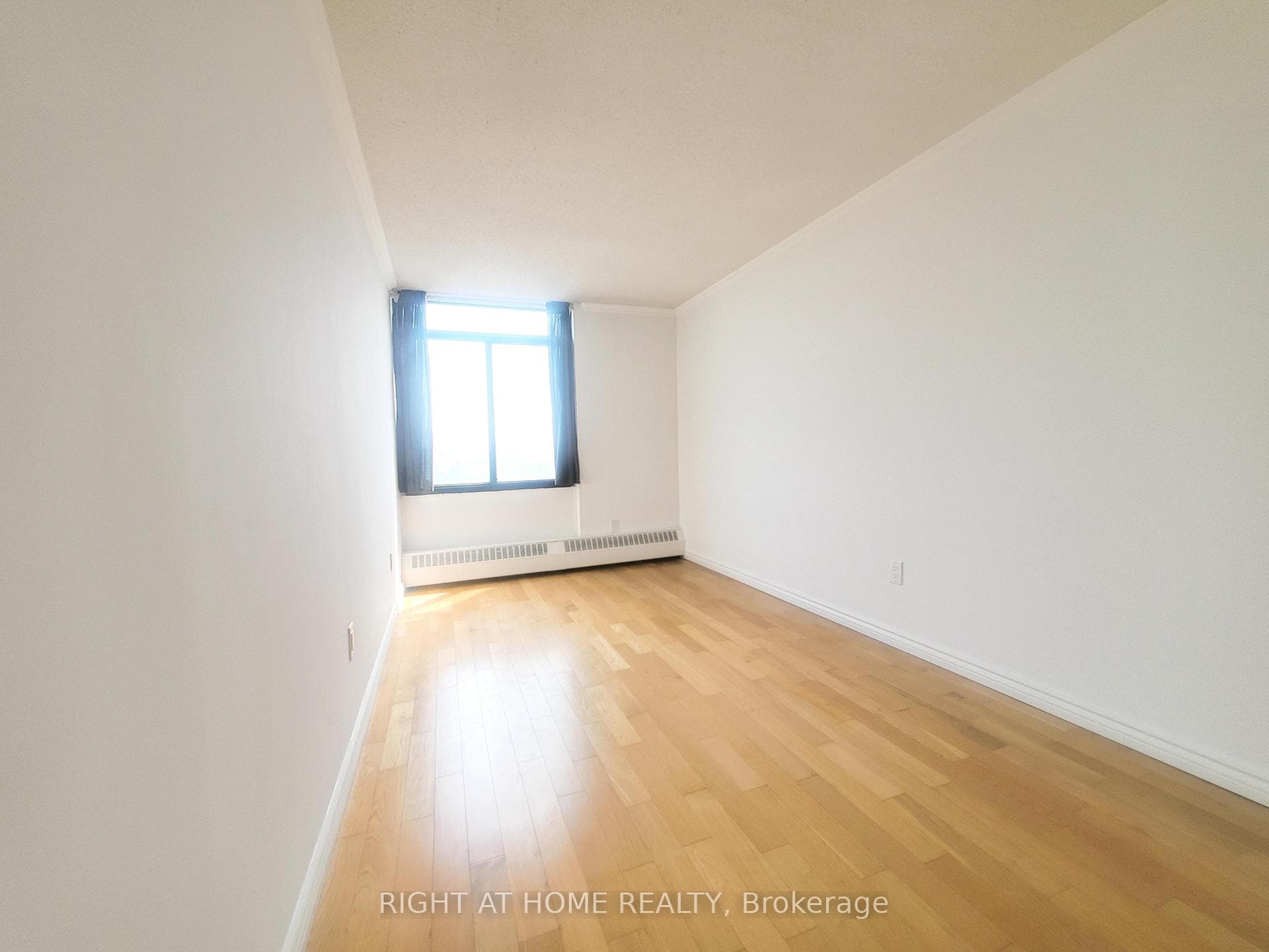 3300 Don Mills Road Unit 607 photo 19