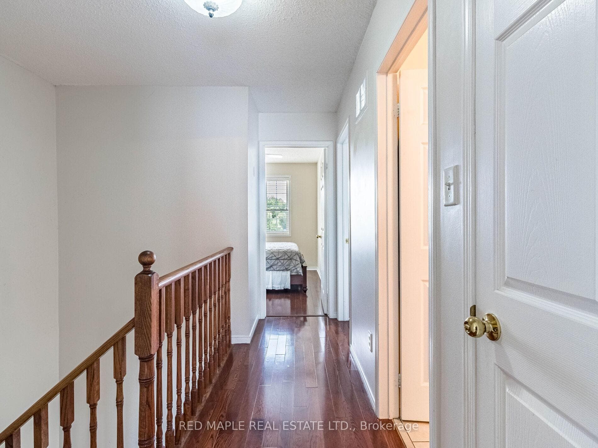 105 Bernard Avenue photo 25