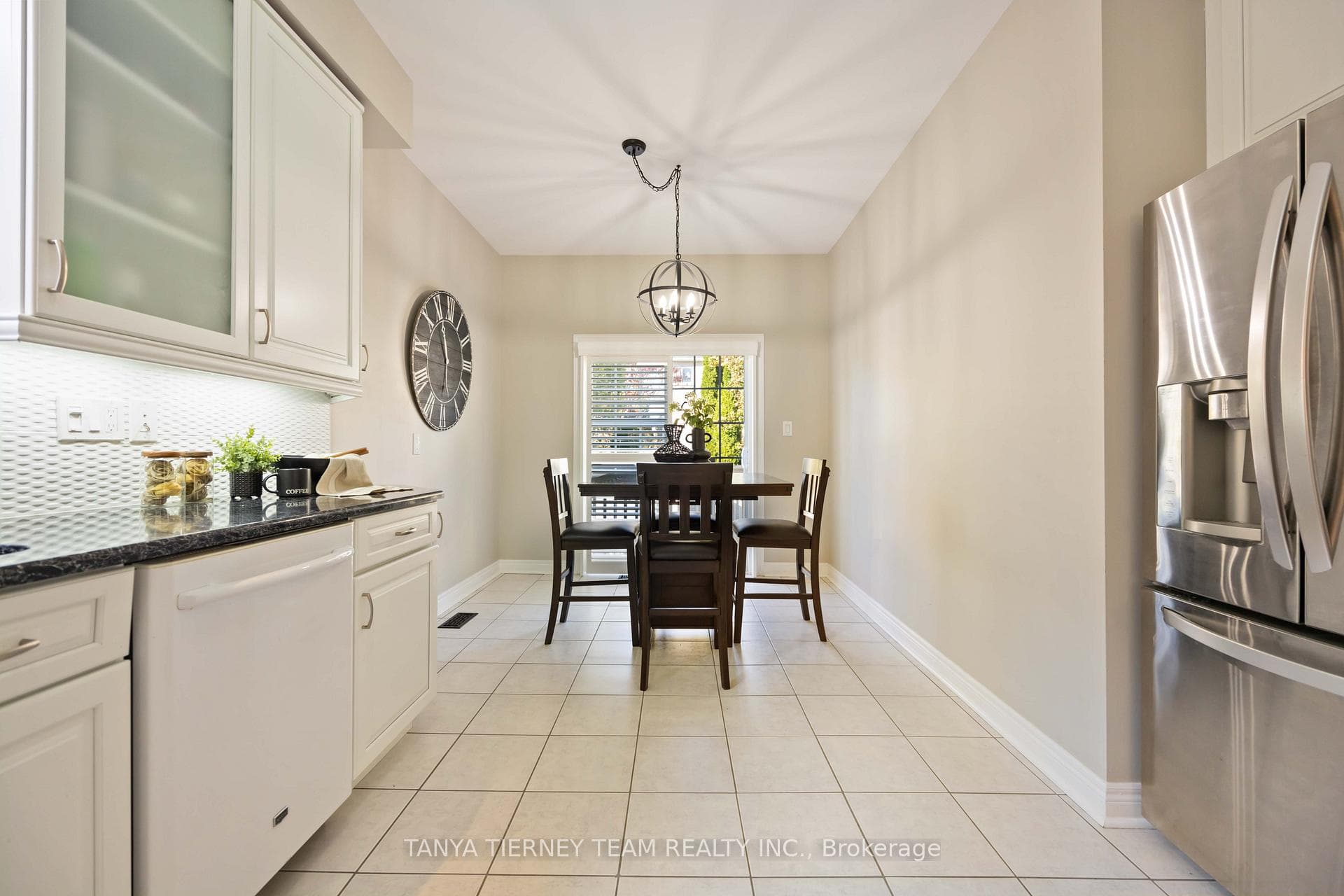 16 Cody Avenue photo 17